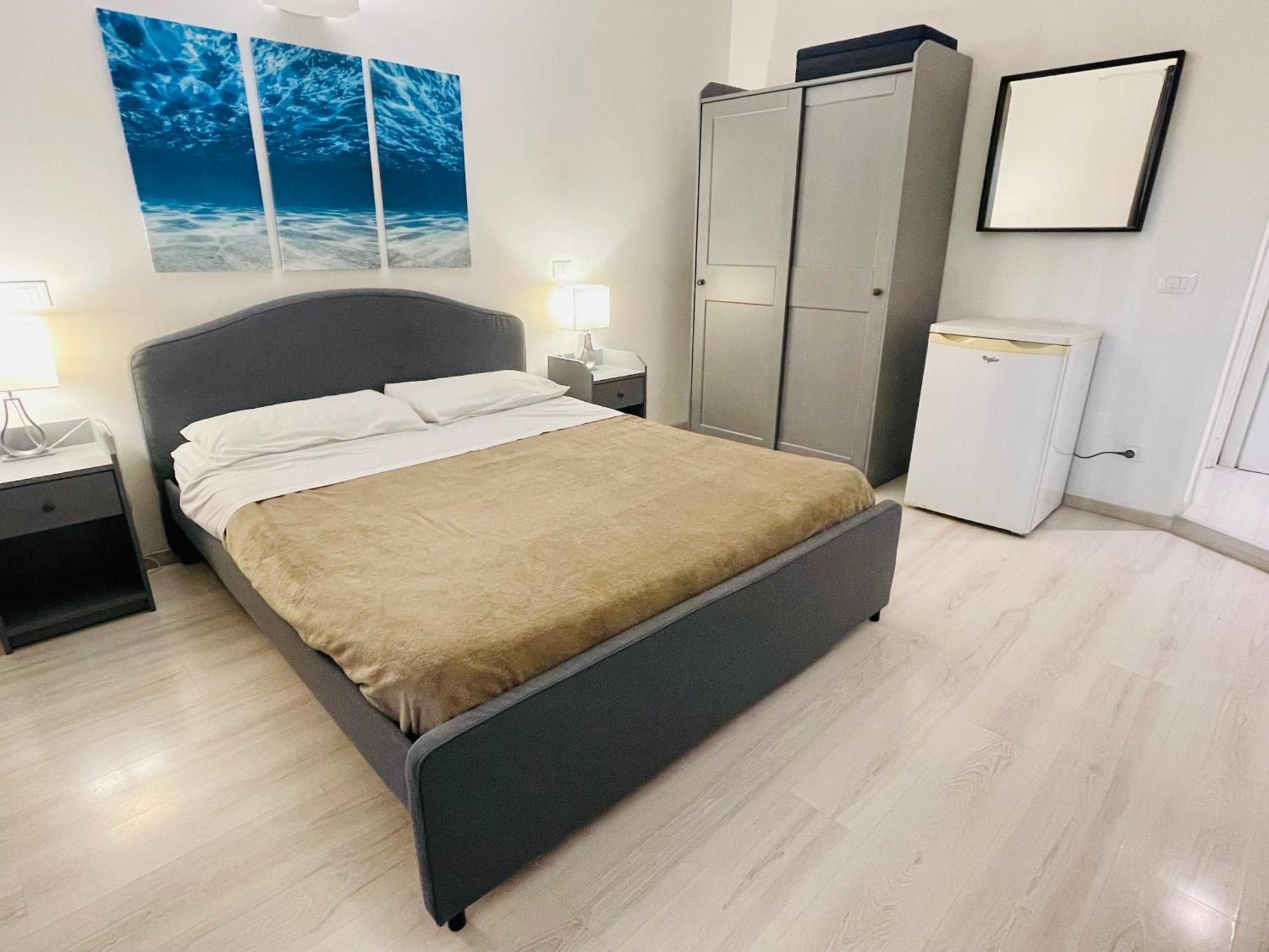 Gasthuis Tiburtina Suites, 2*