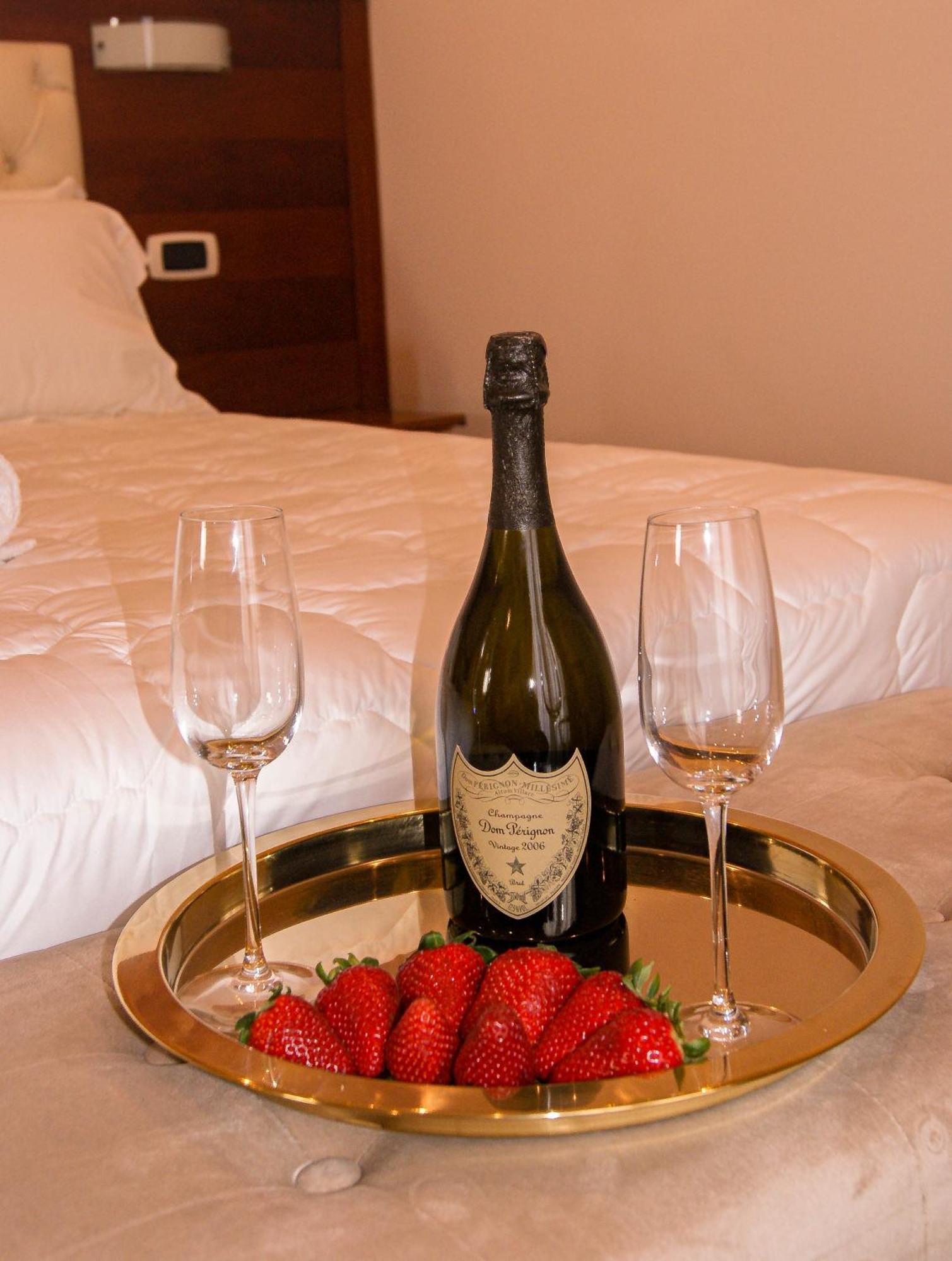 Esposizione Luxury Hotel 3*