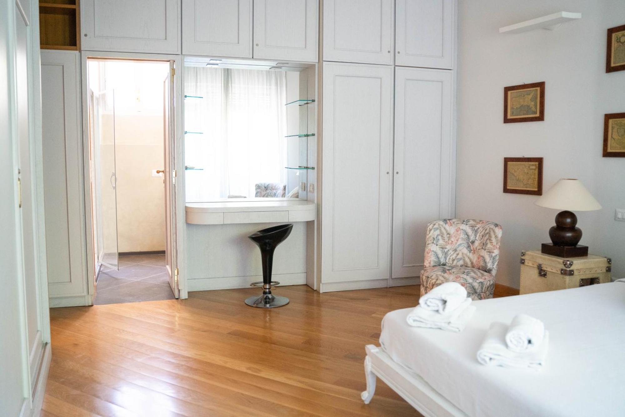 Villa Terme Di Caracalla With Private Swimming Pool *