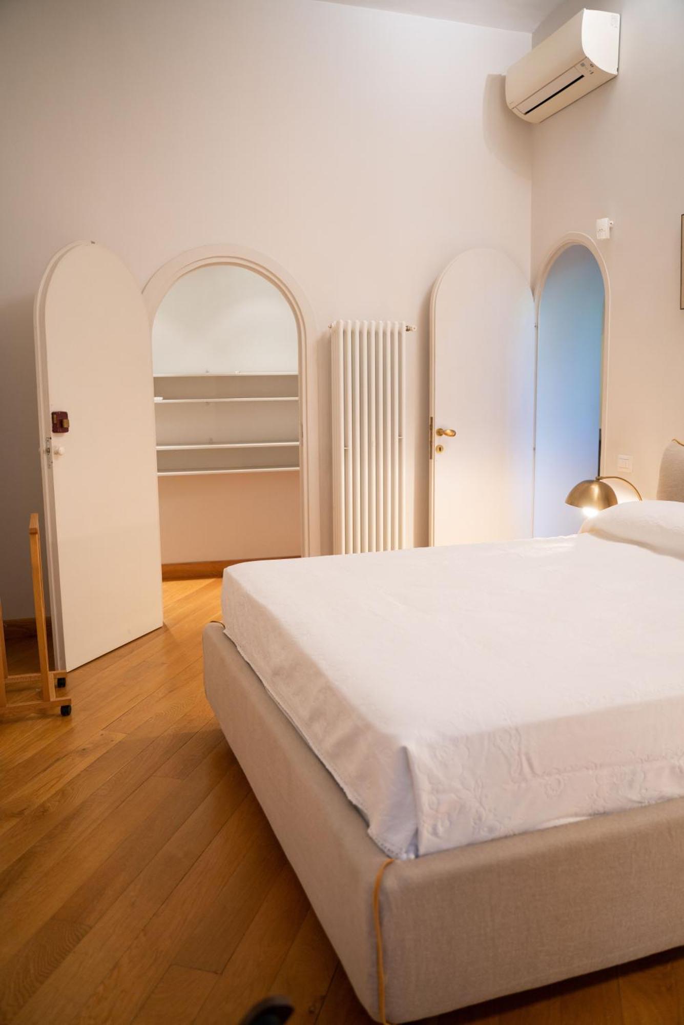 Villa Terme Di Caracalla With Private Swimming Pool