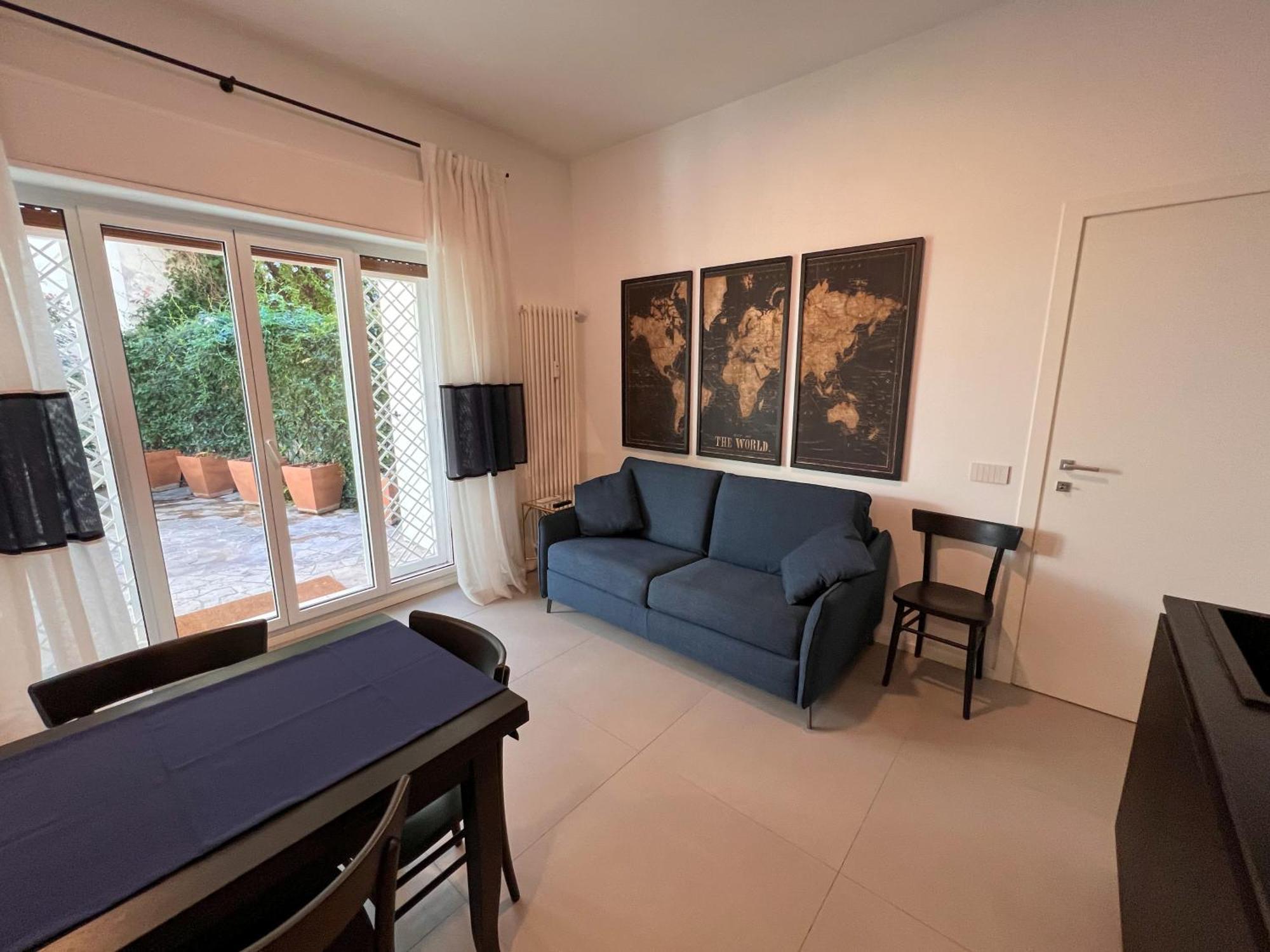 Casetta Celso Apartment *