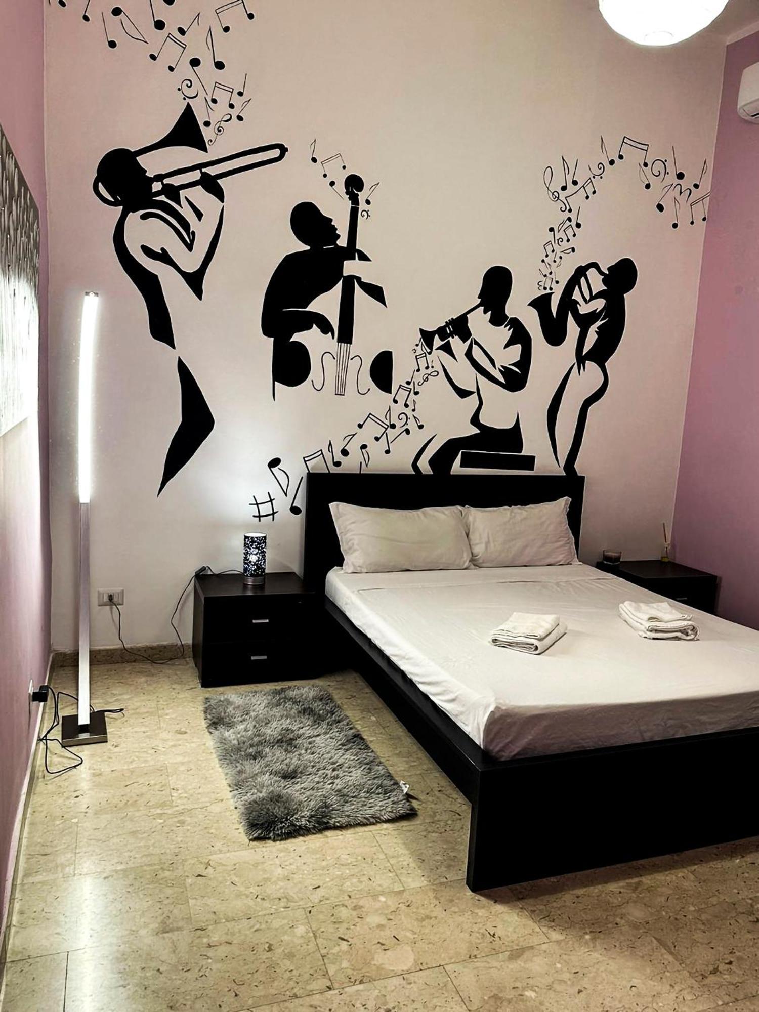 Sina Rent Hostel *