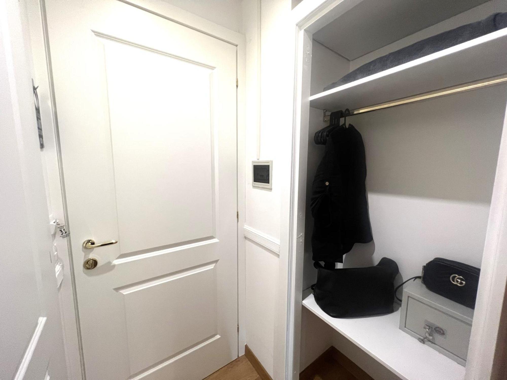 Interno * Roma