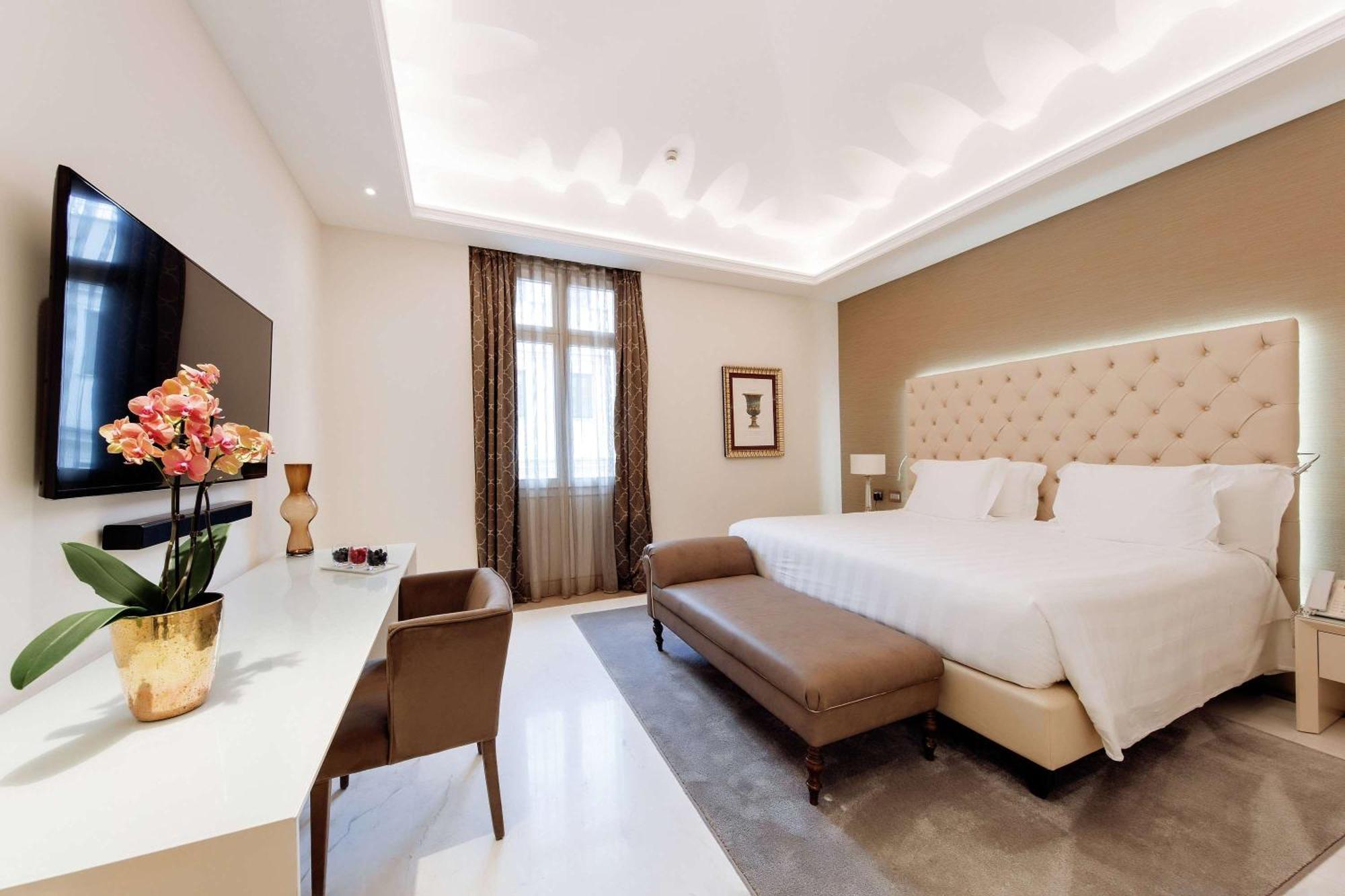 Aleph Hotel, Curio Collection By Hilton 5* Rome