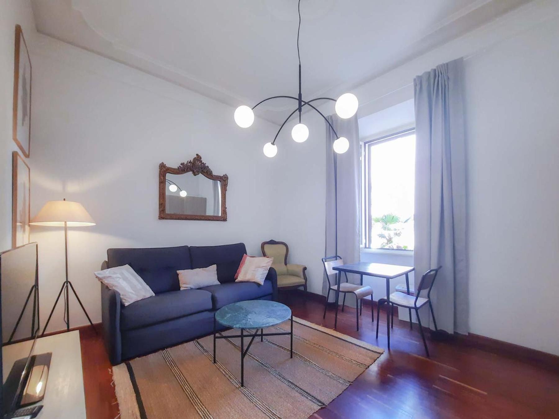 Colosseum Cosy Close To Metro Apartment *