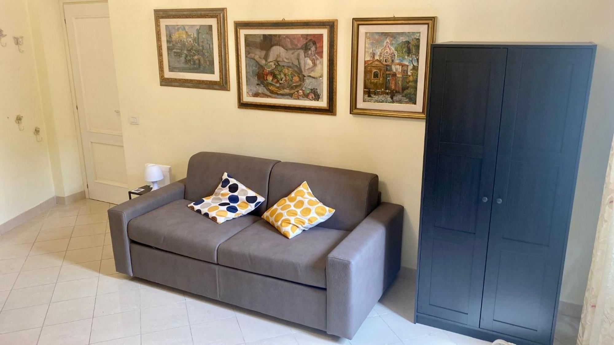 Alberto Vatican House Apartment