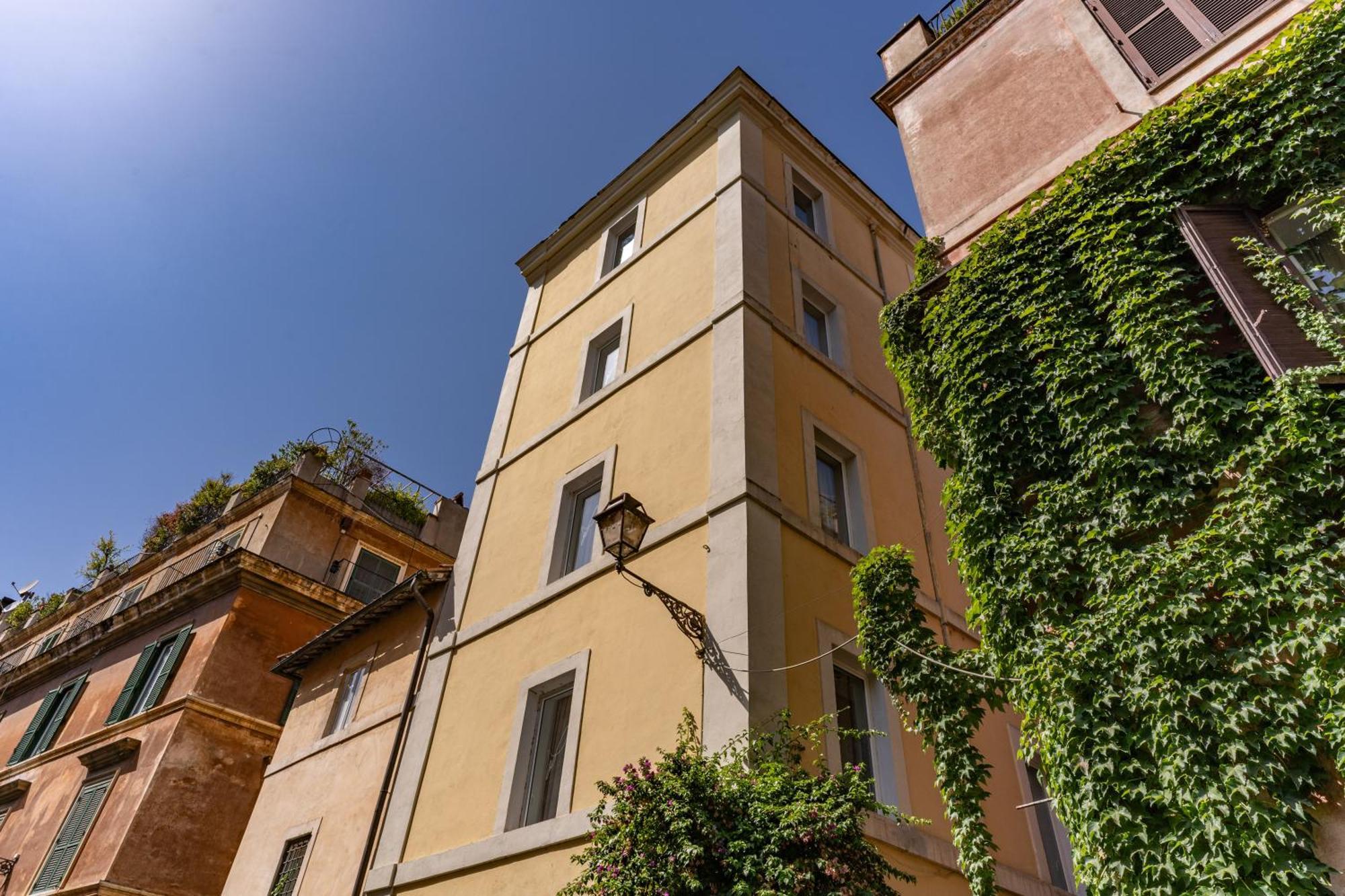Effe Luxury Palace