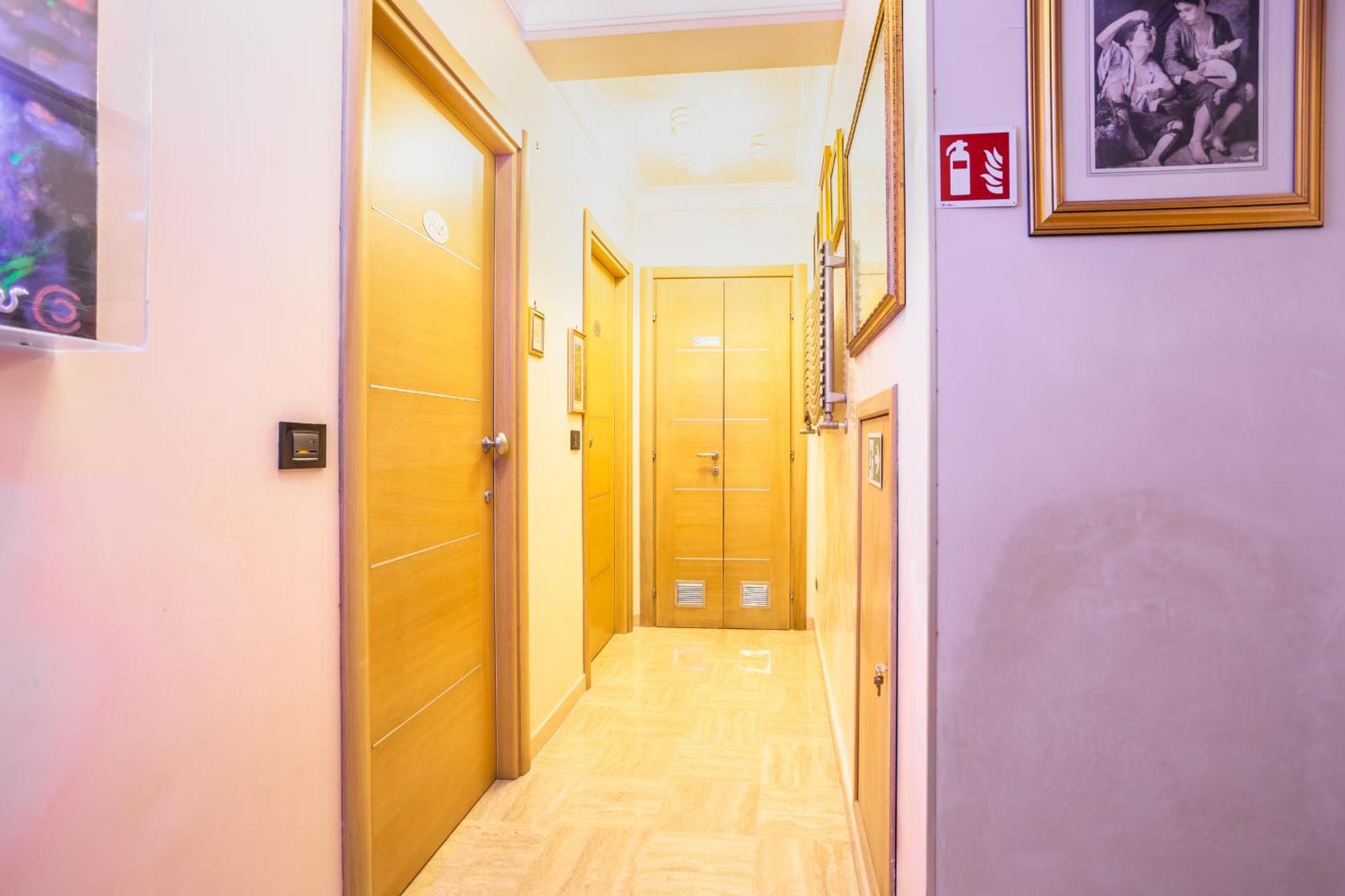 Guest house Luxury Opera *