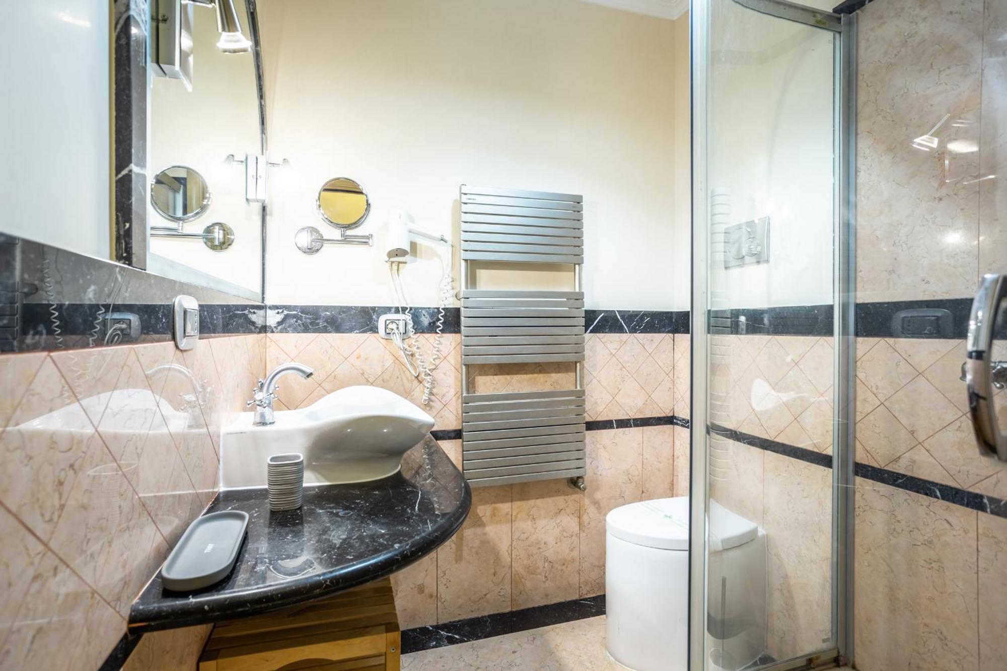 Guest house Luxury Opera Rome