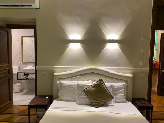 La Residenza Del Sole Al Pantheon Bed & Breakfast