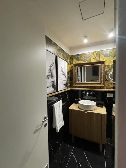 Short Rent Luxury Flat - Via Veneto Apartment *