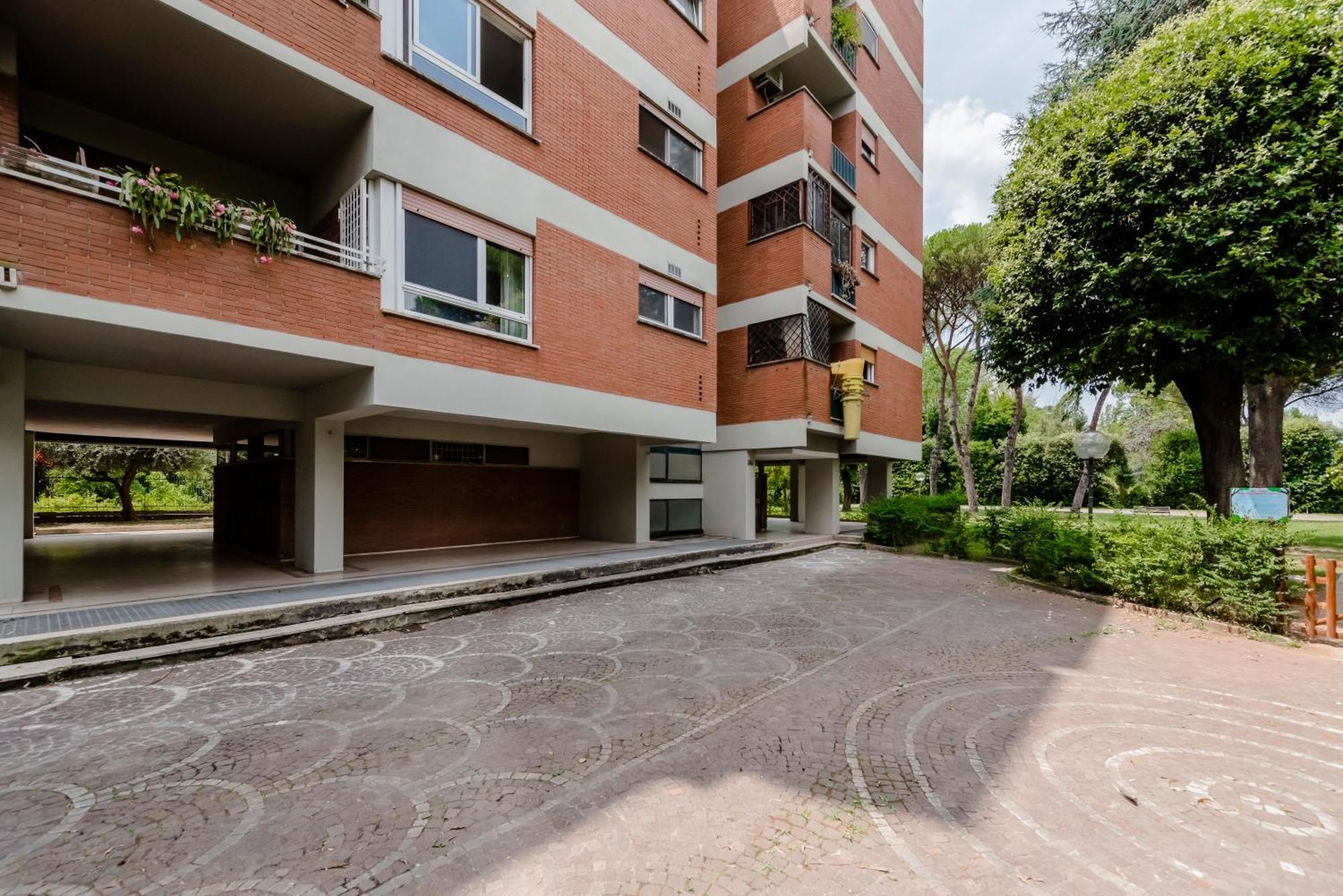 Residenza Eres Eur Appartement *