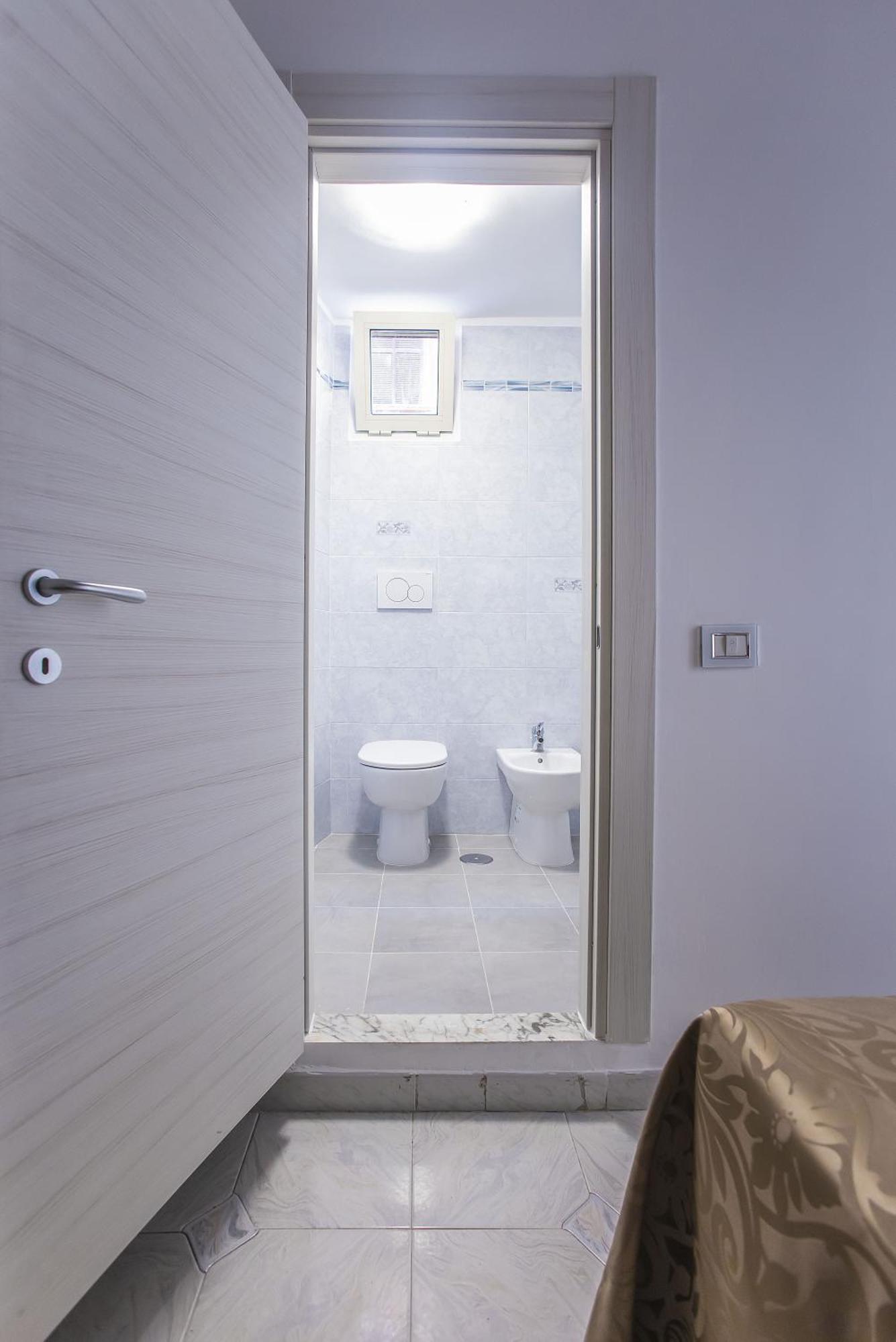 Hotel Orbis 2*