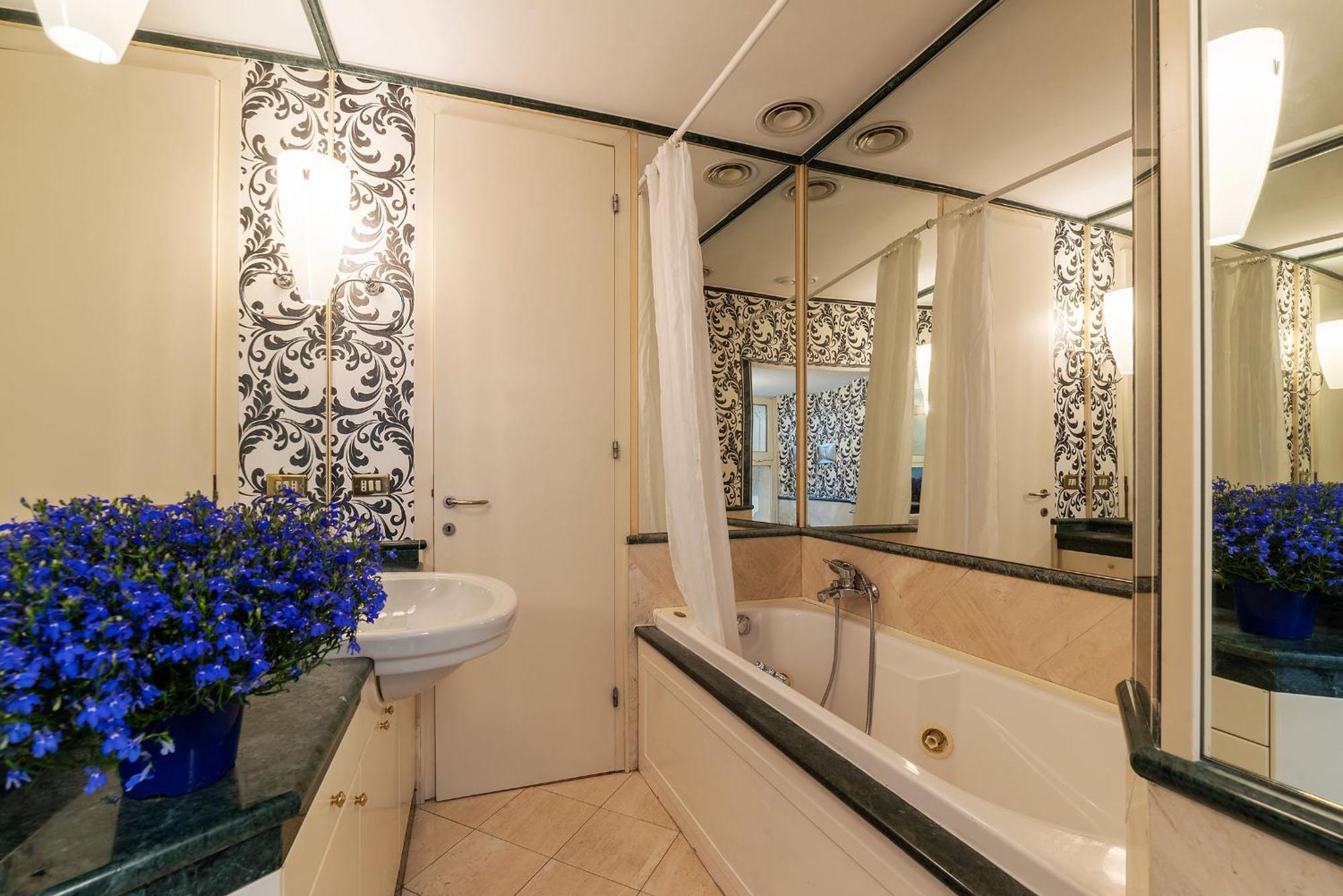Apartment Piazza Di Spagna 90 Exclusive Rome