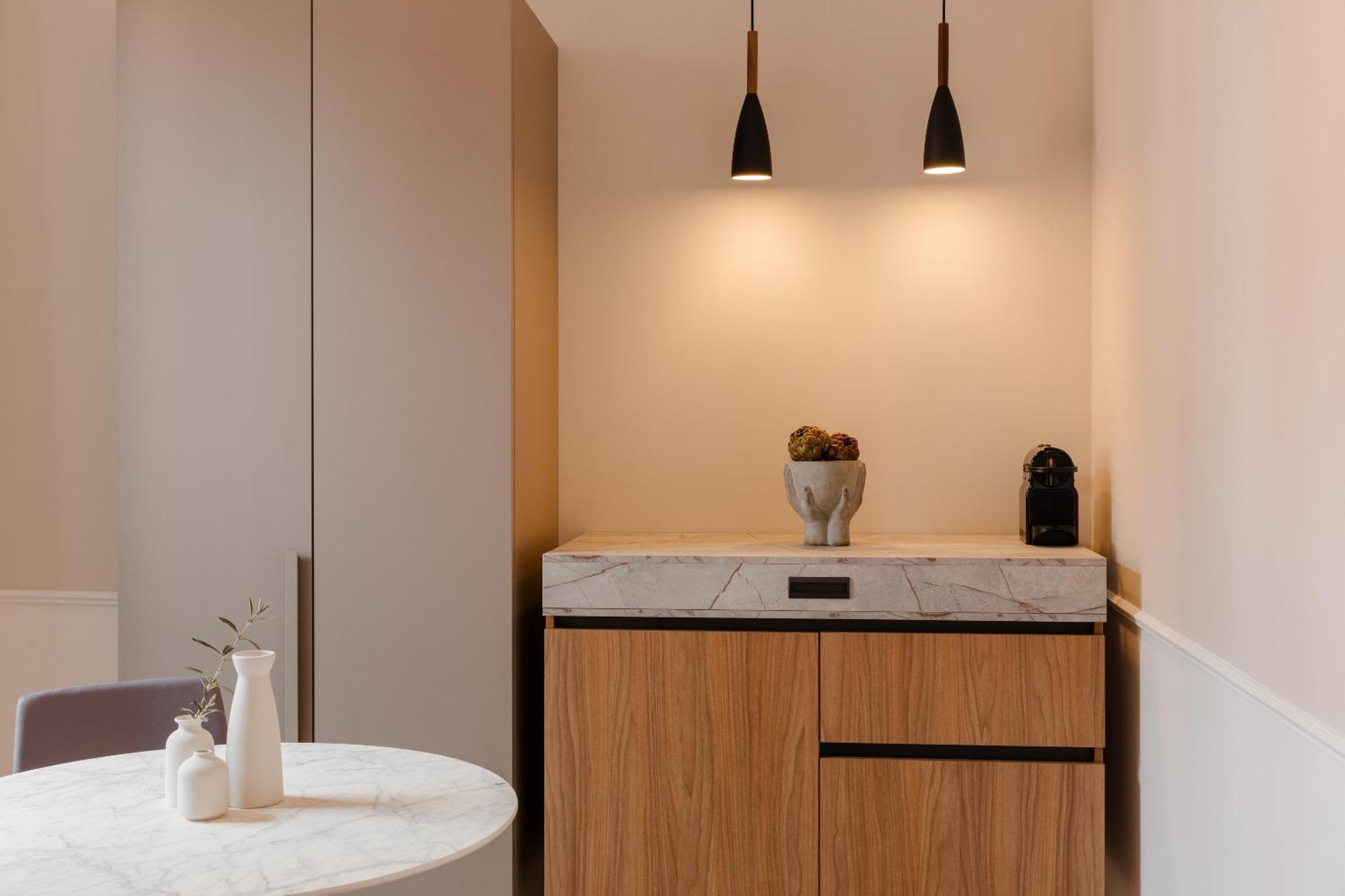 Sonder Antinoo Aparthotel