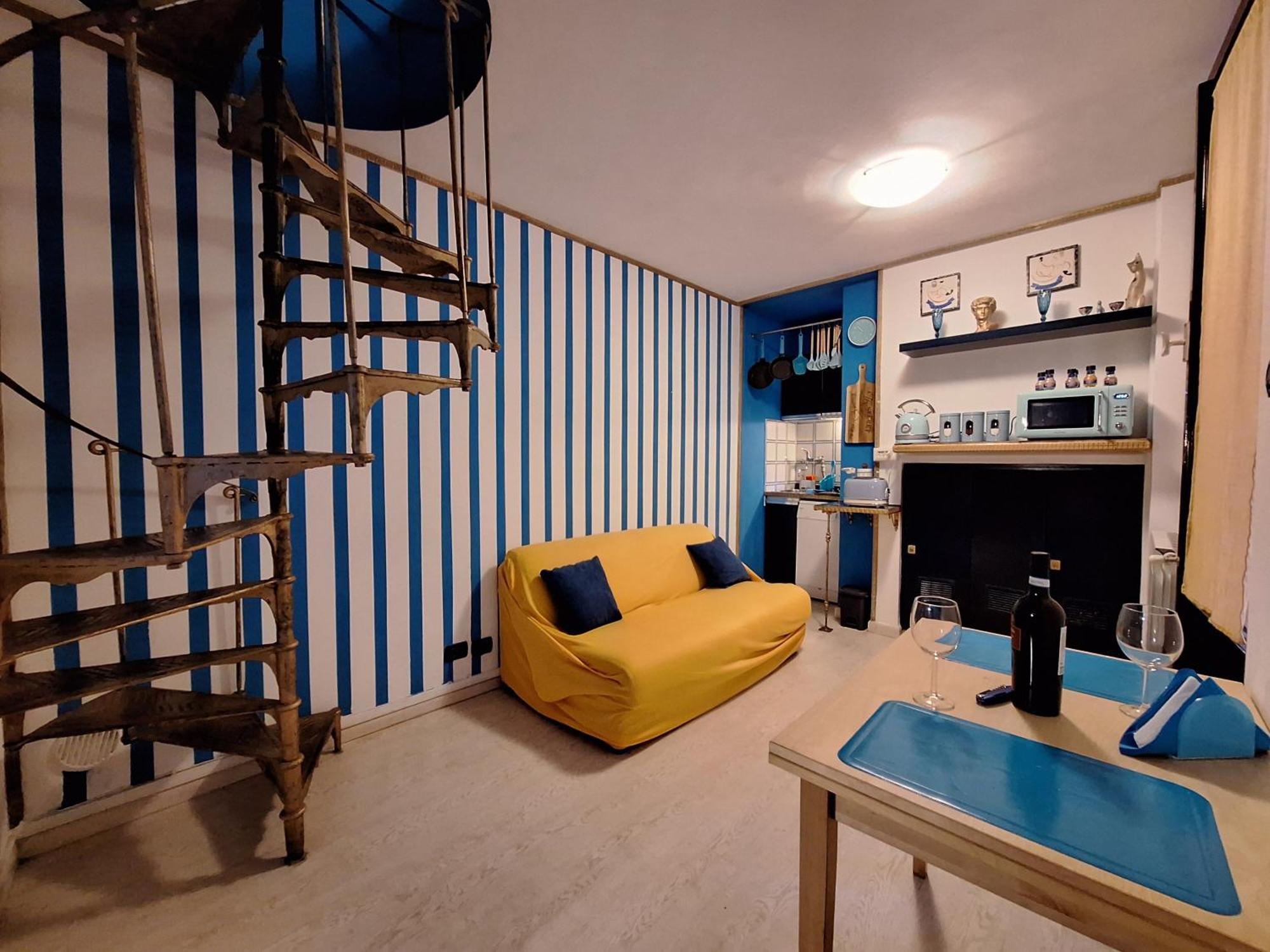Apartment ωlimpiα