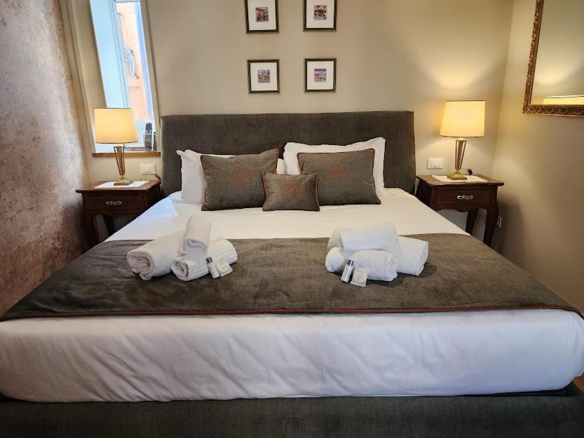 Charming In - Luxury