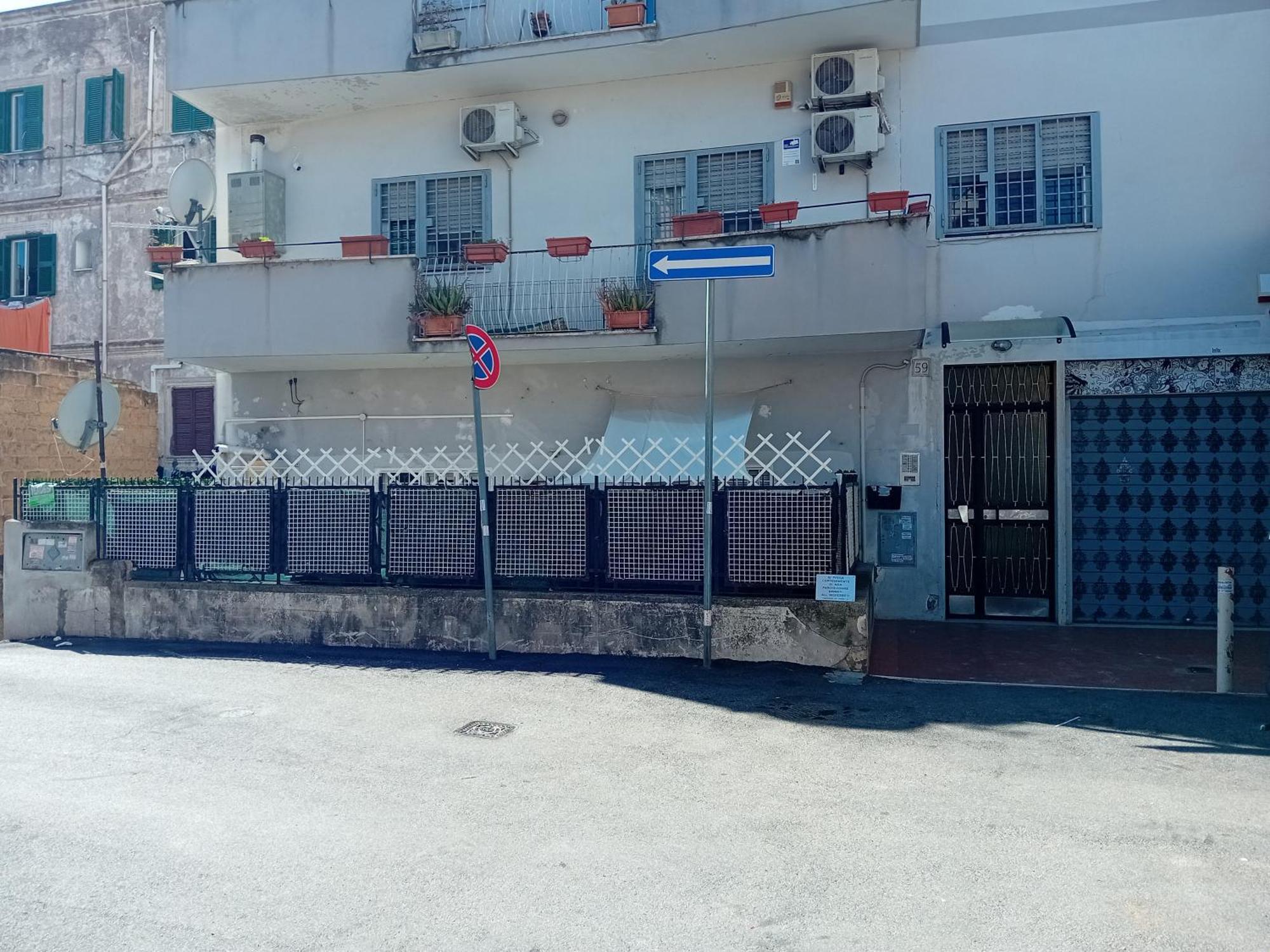 Mirti Subway Appartement