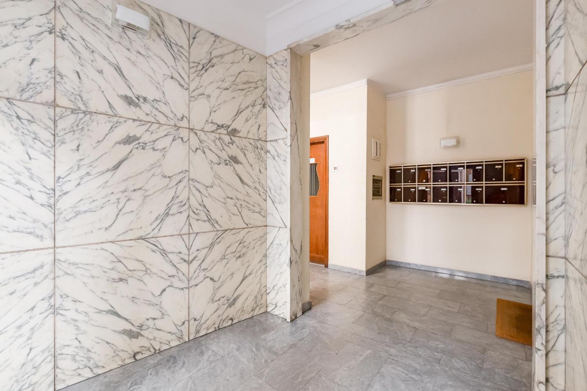 Aventino Industrial Loft Appartement *