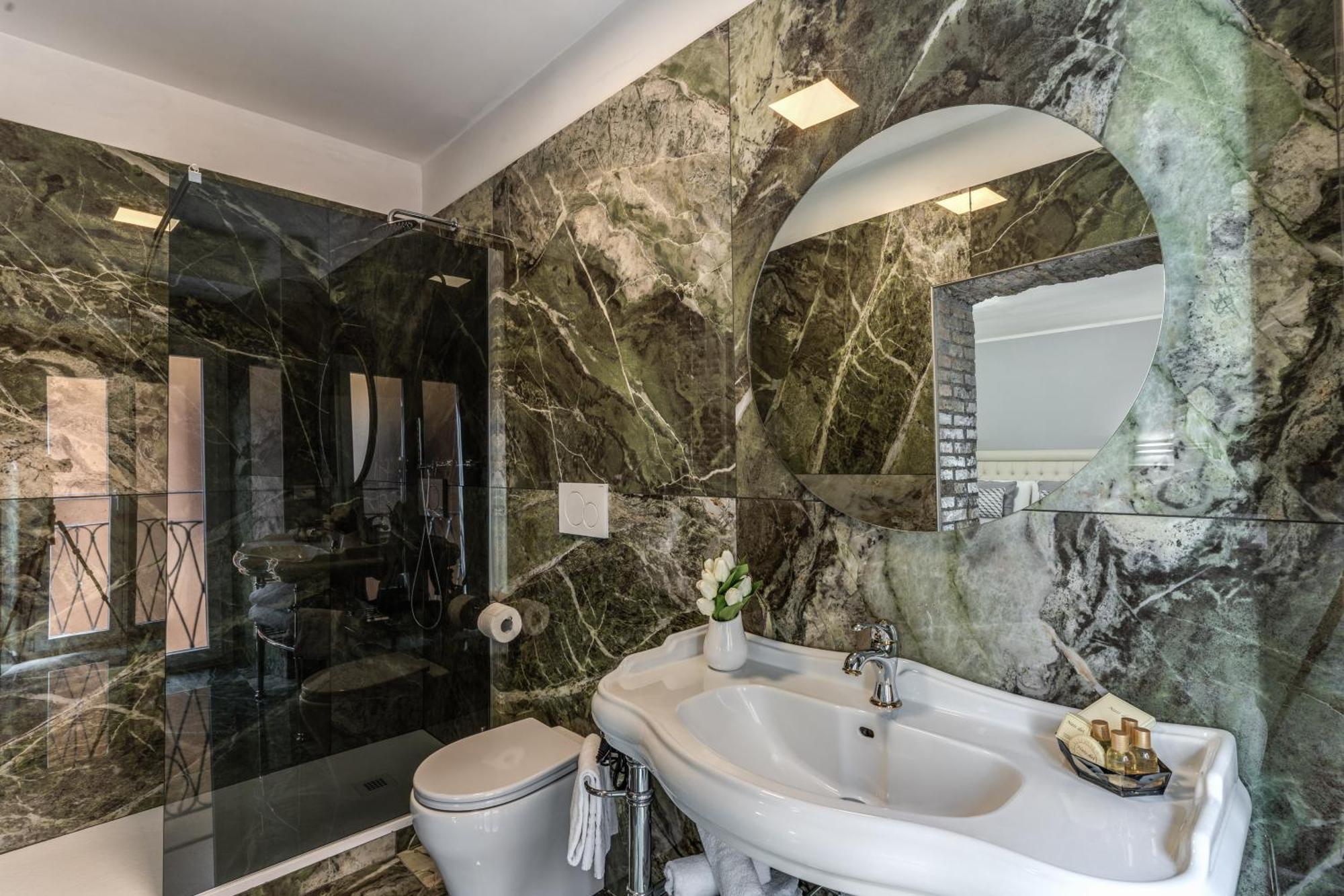 Spanish Step Dream Suites Rome