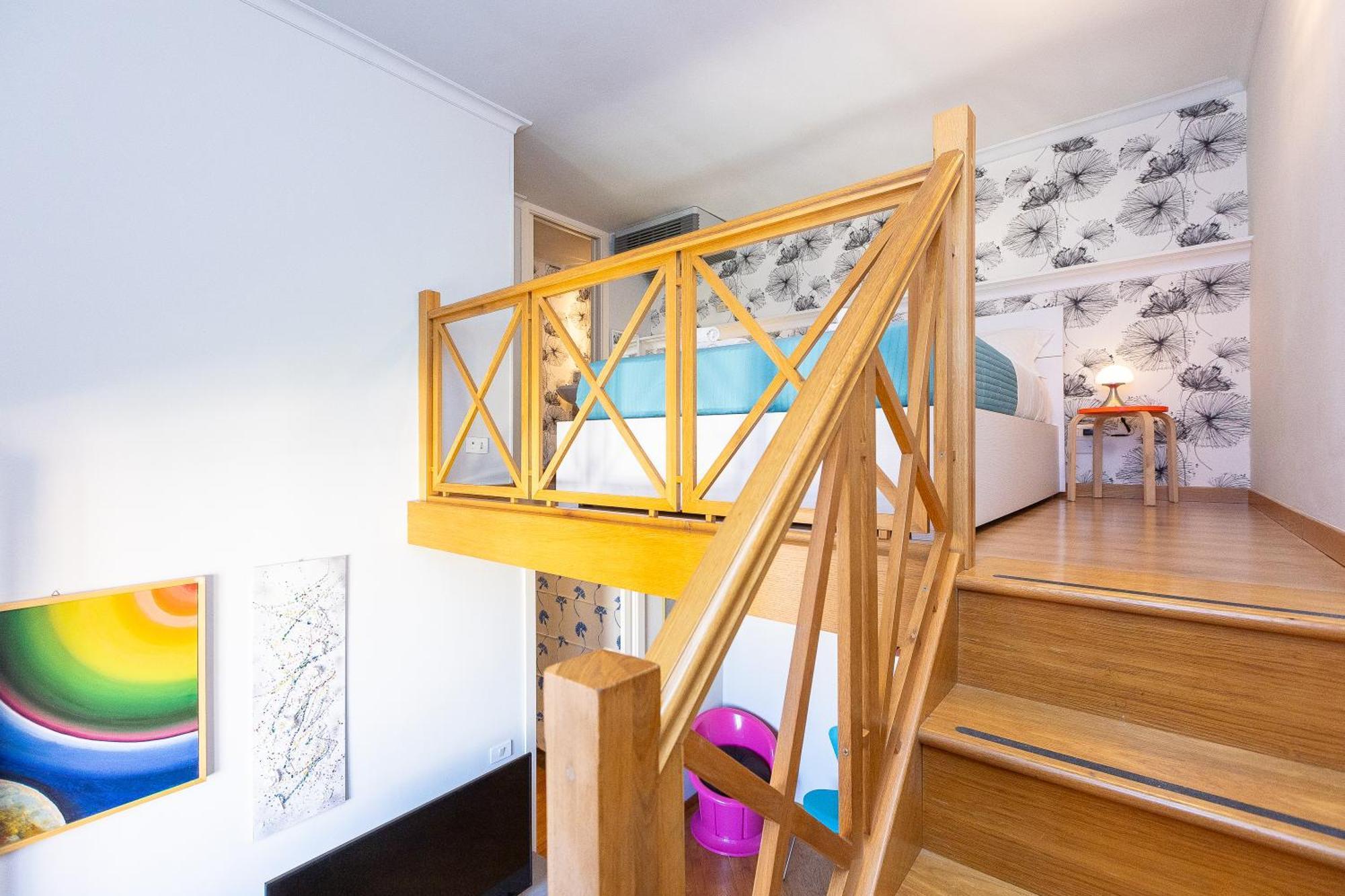 Colosseum Bright Two Bedroom Apartment