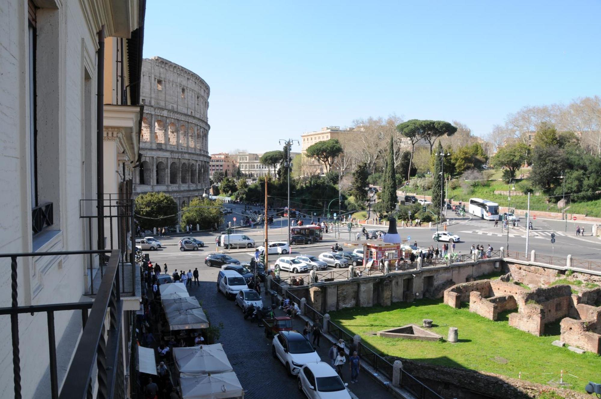 Apartment A Casa Di Lu, Al Colosseo - *