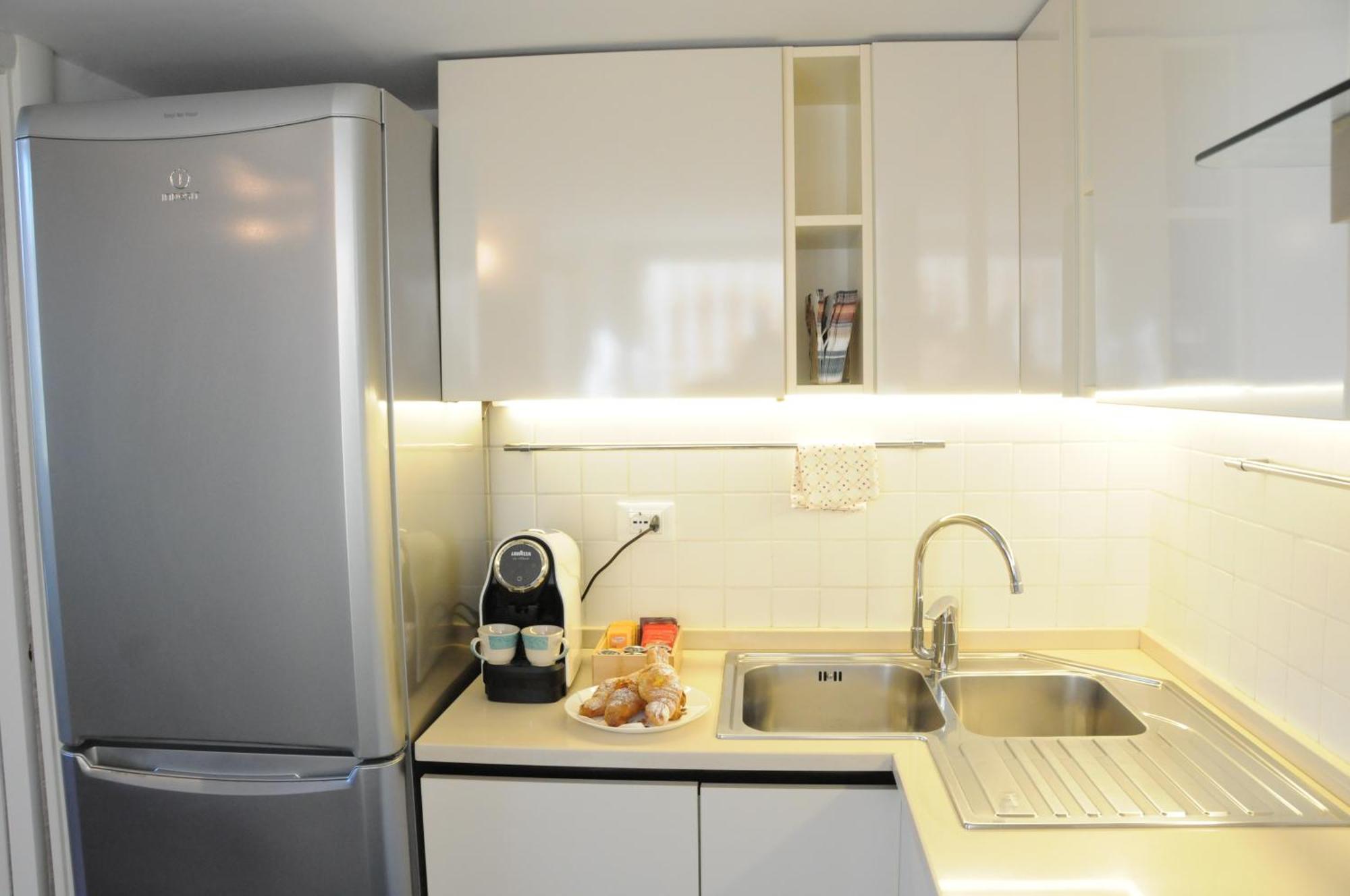 A Casa Di Lu, Al Colosseo - Apartment *