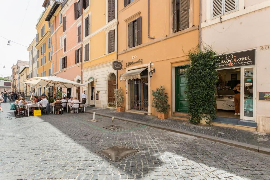 Borgo Place * Rome