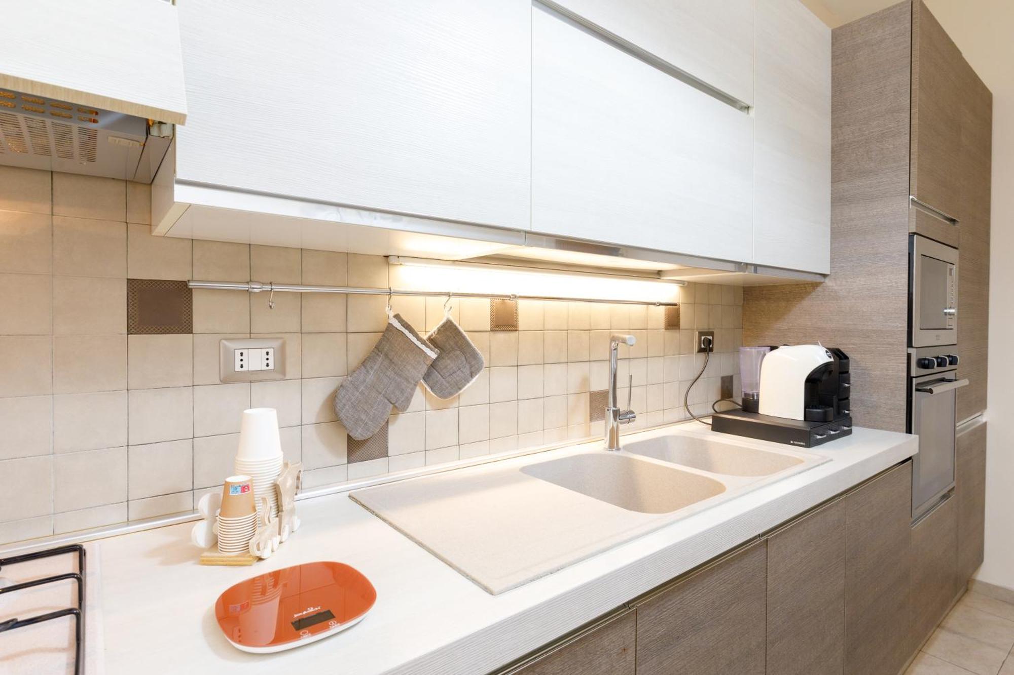 Aureliana House