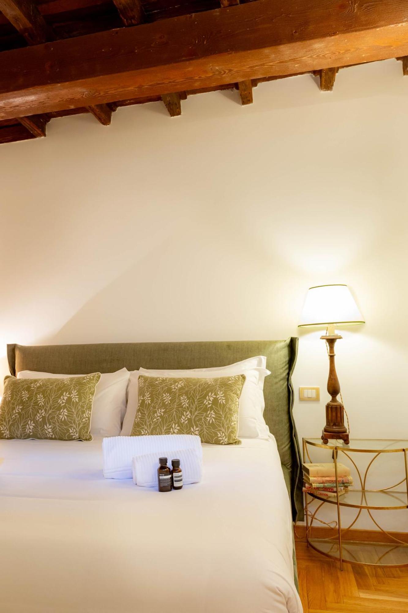 Pantheon Luxury House - Zeno 28 *