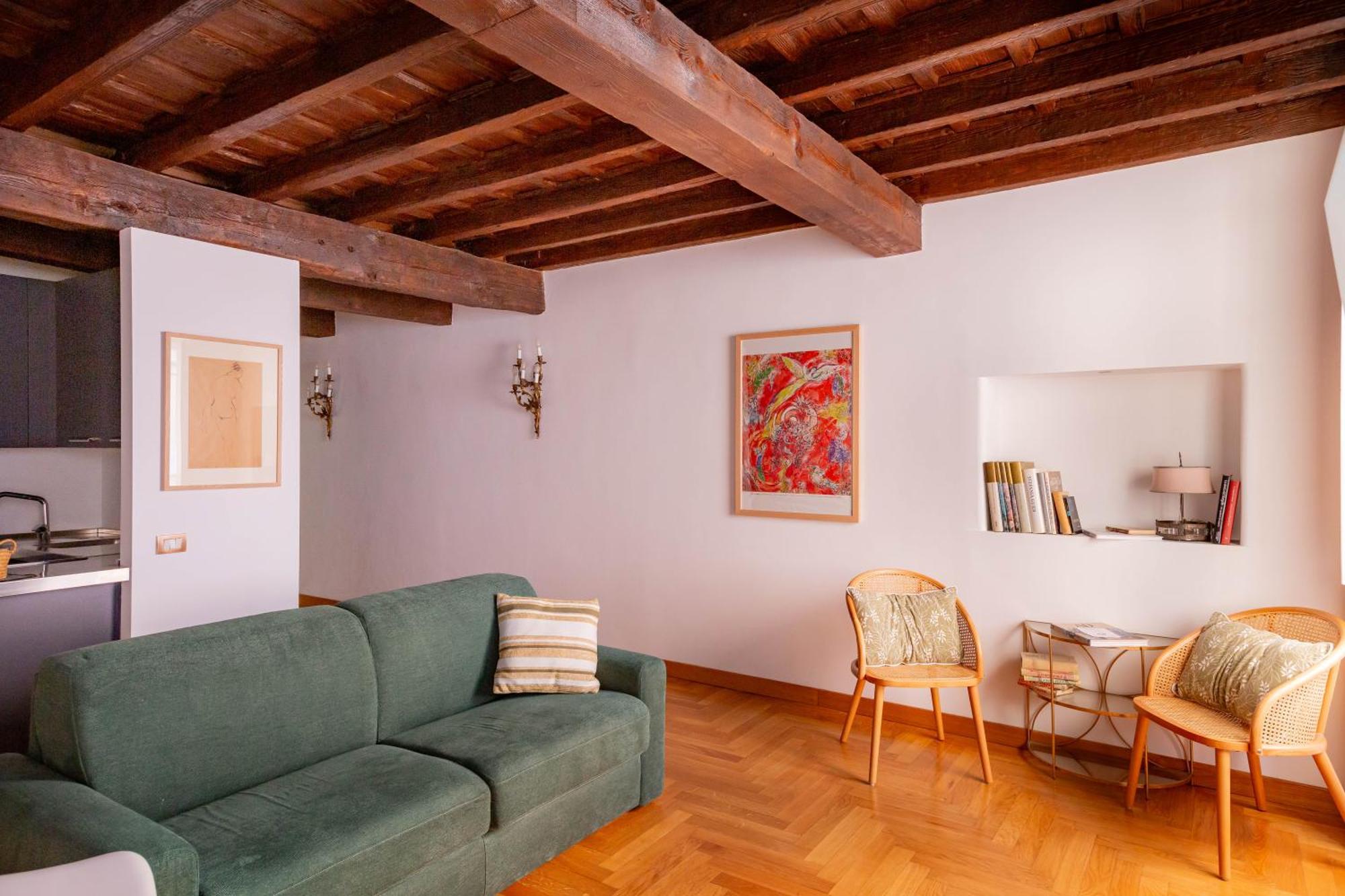 Pantheon Luxury House - Zeno 28 *