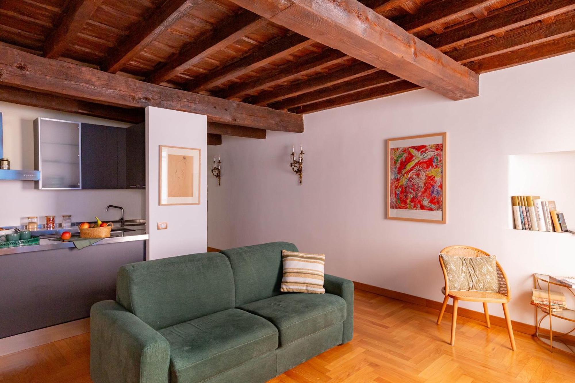 Pantheon Luxury House - Zeno 28