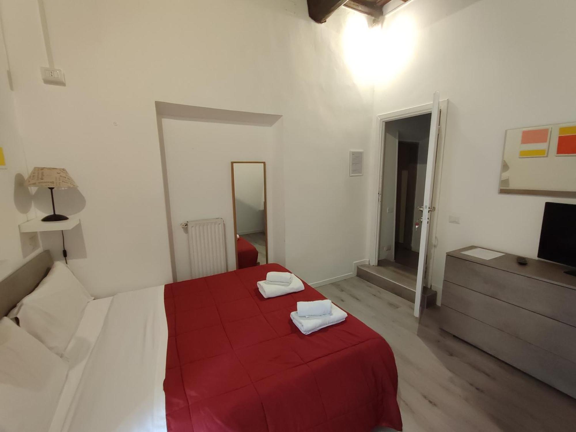 Giubbonari Street Roma