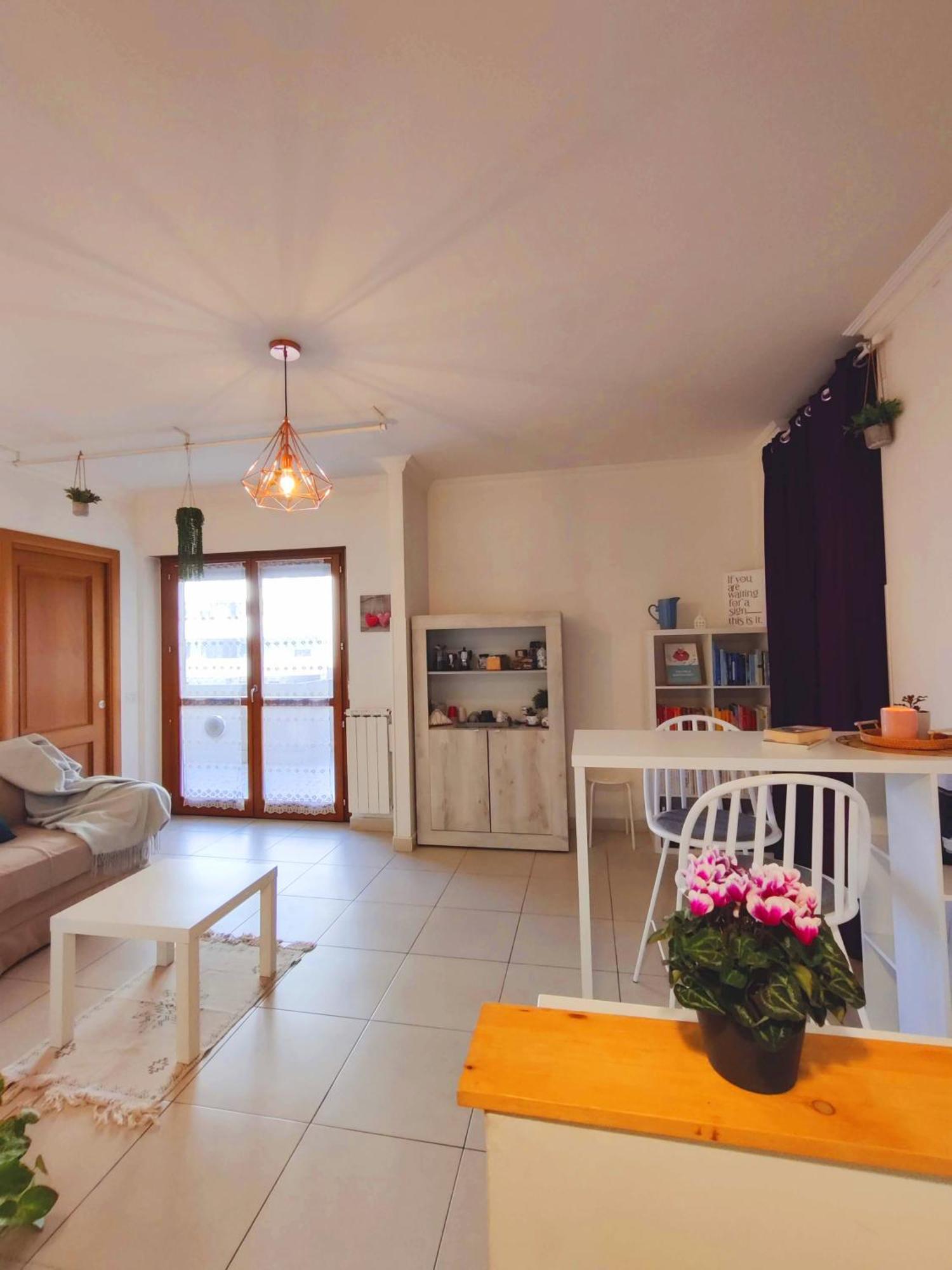 Apartment Marika's Cozy With Large Balcony *