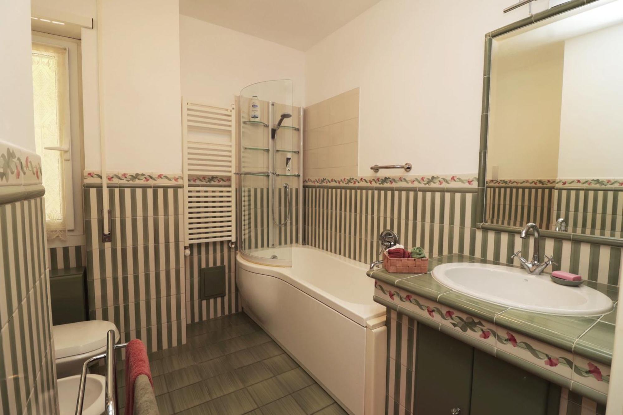 Apartment Luminoso E Accogliente Con Giardino - Battistini Rome