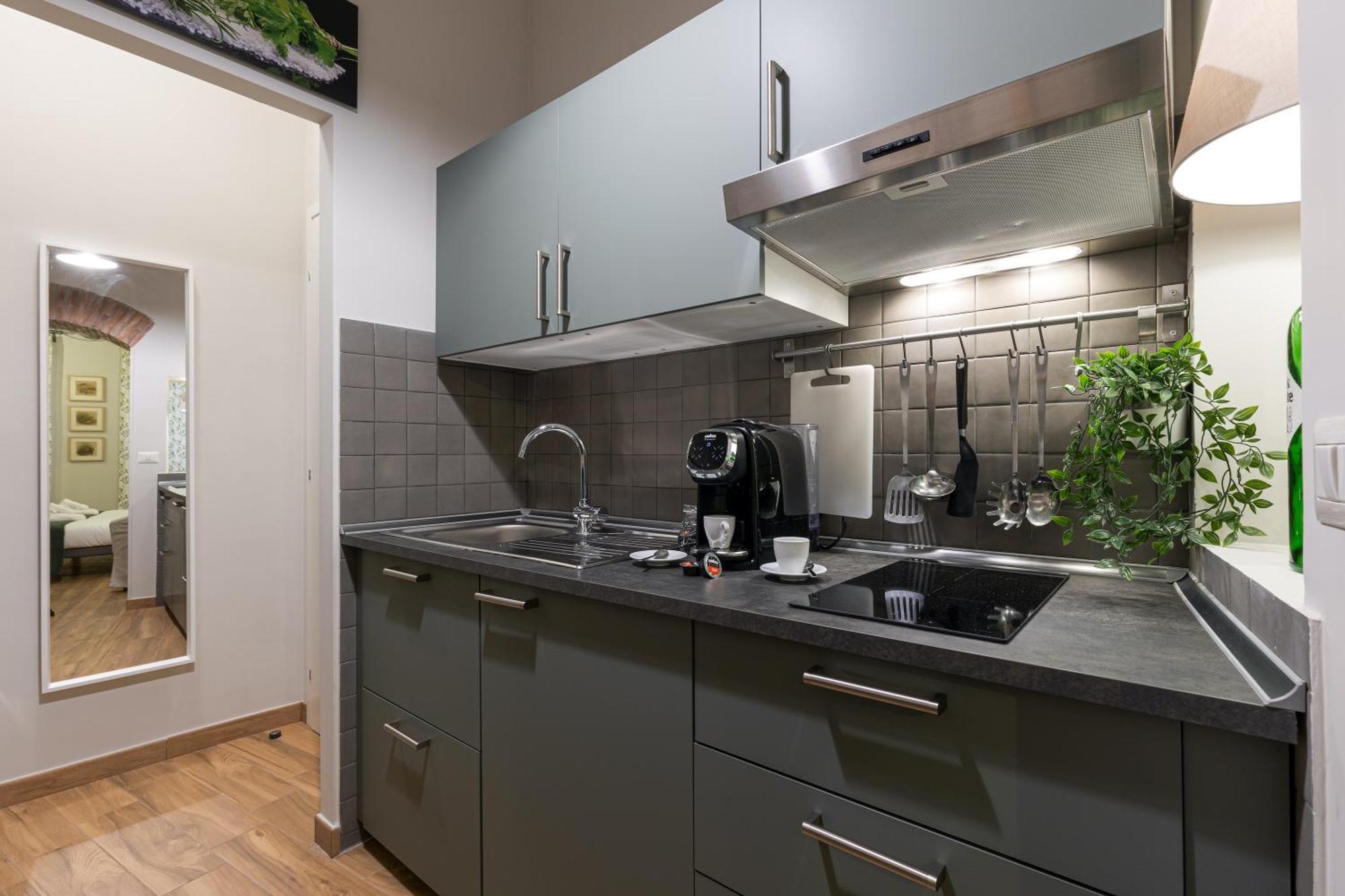 Piazza Dei Satiri Apartment *