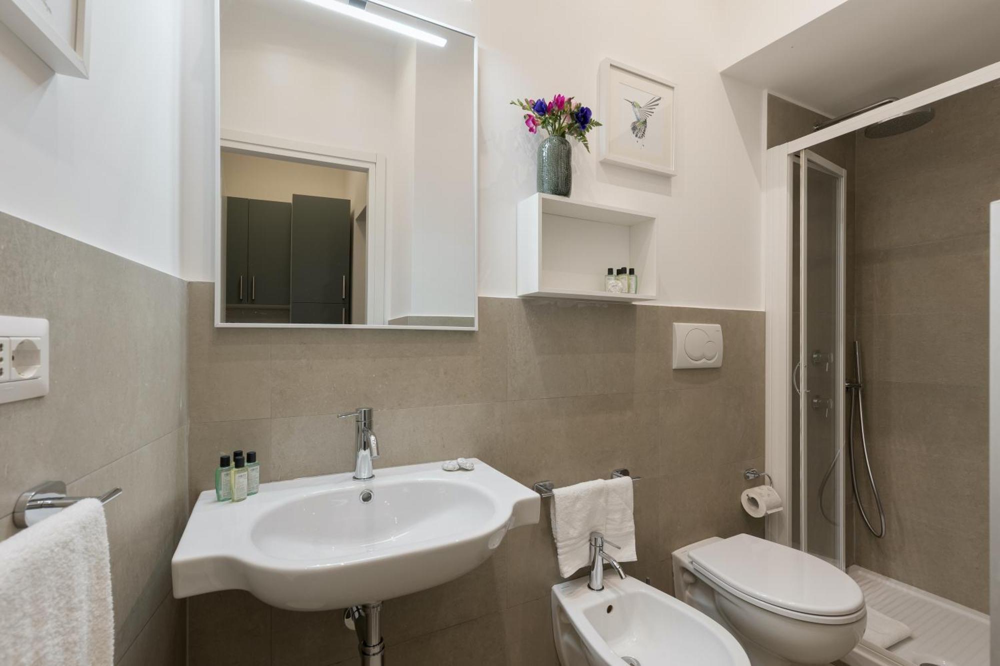 Piazza Dei Satiri Apartment *