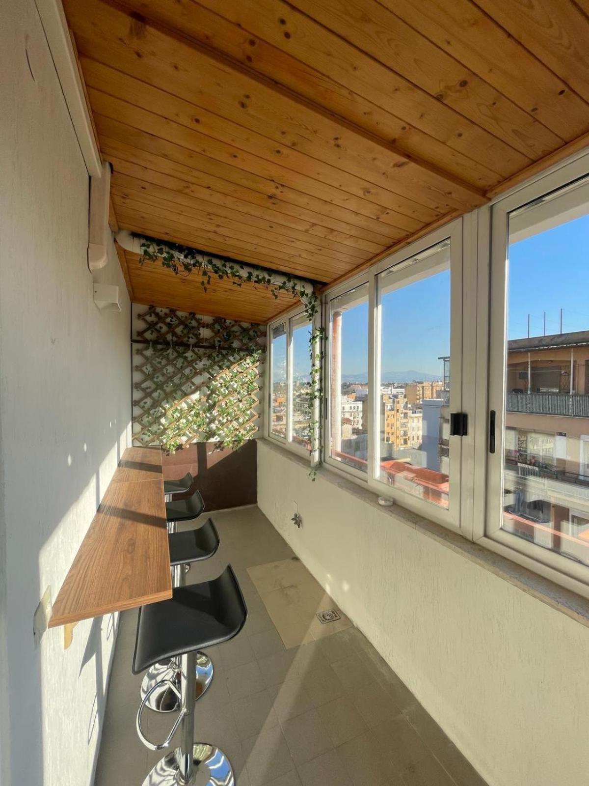 Skylark Attico - 5km Colosseo Apartment Rome