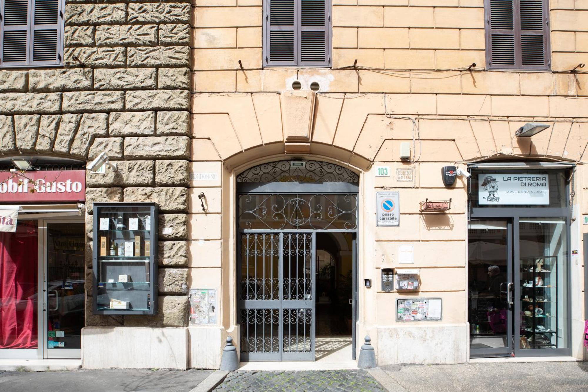Appartamento Iflat Contemporary Elegance In The Heart Of