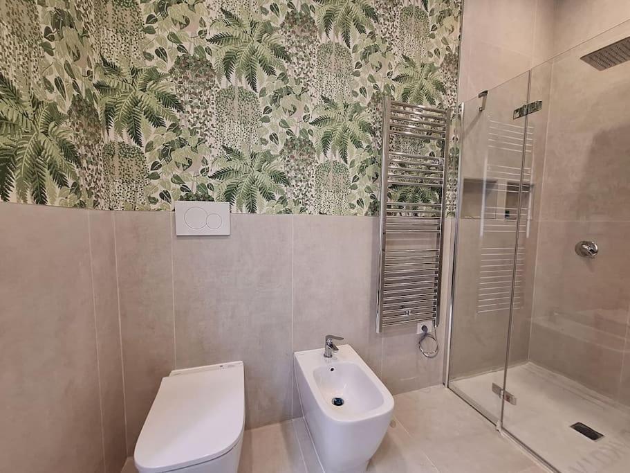 Peaceful 2 Bedrooms With Patio, Near Metro A Appartement