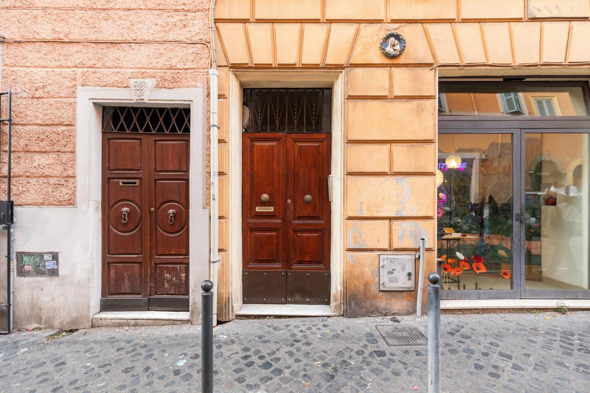 Monti Charming Amphora Apartment *