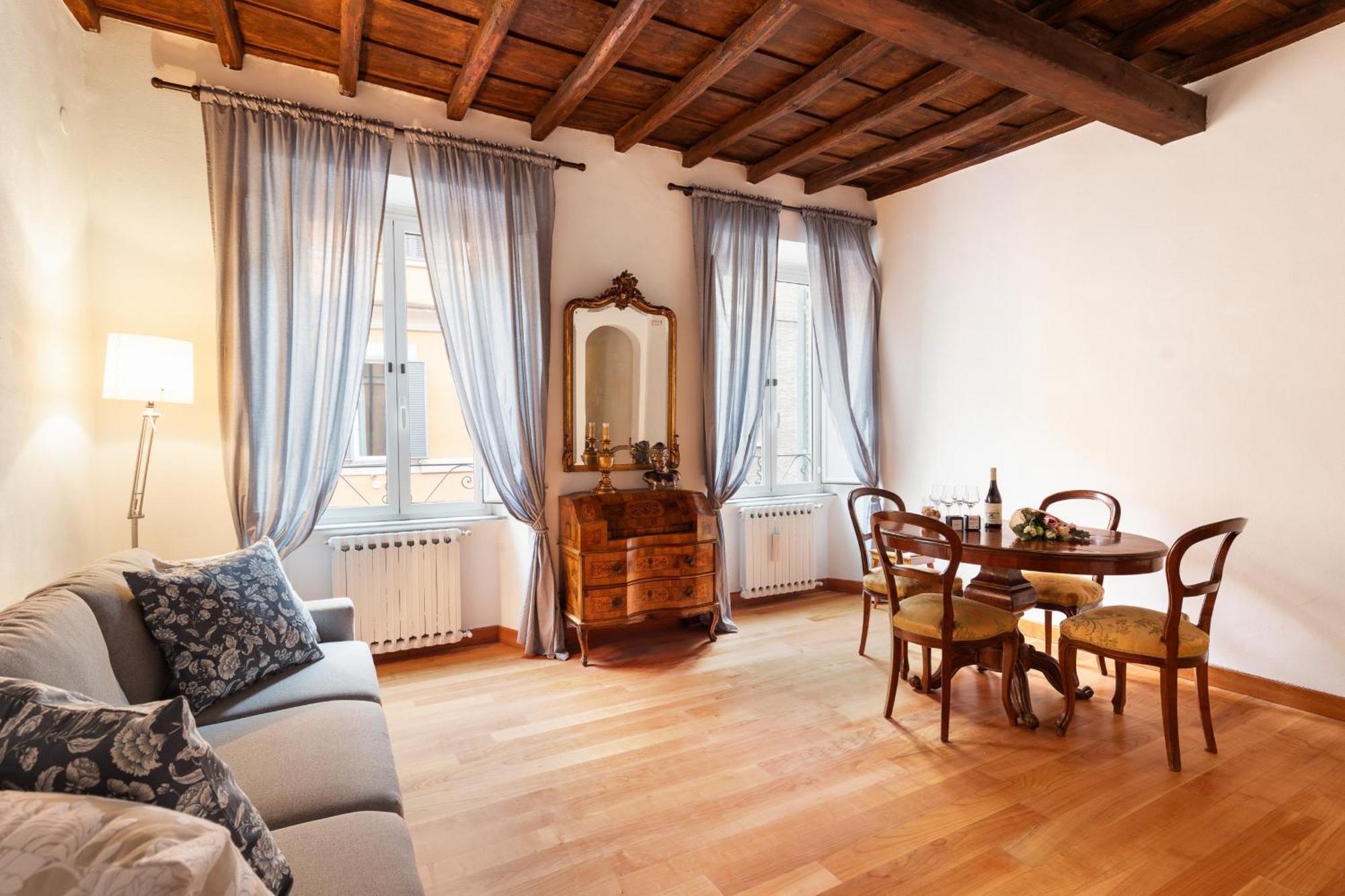 Monti Charming Amphora Apartment Rome