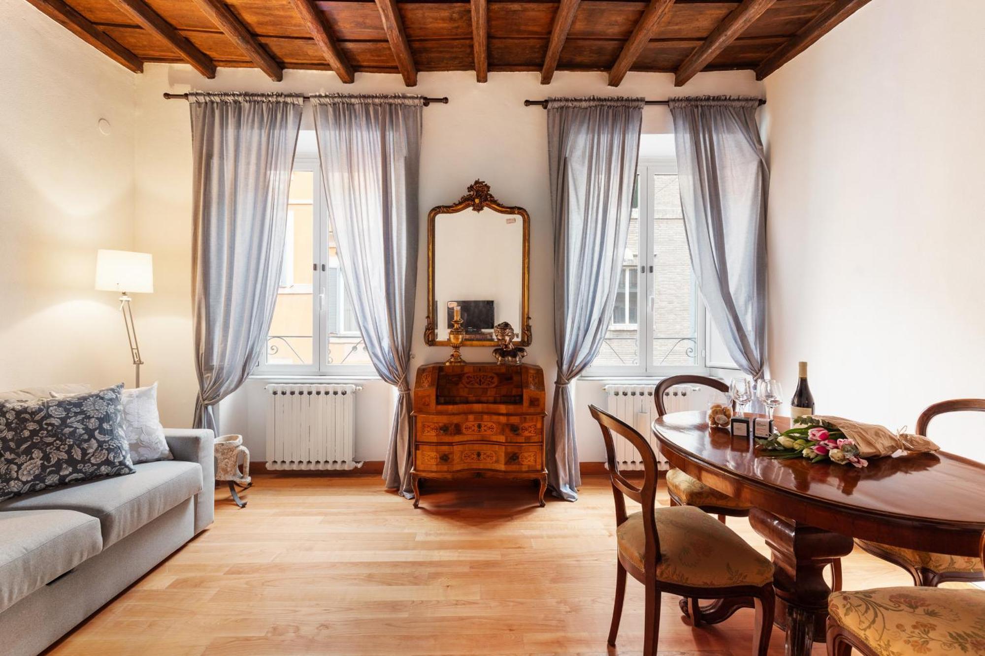 Apartment Monti Charming Amphora *