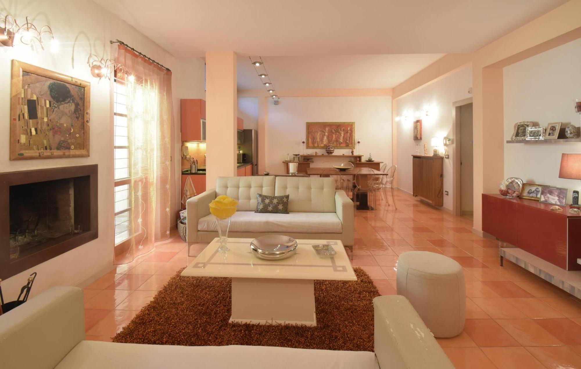 Casa de férias 6 Bedroom Awesome In