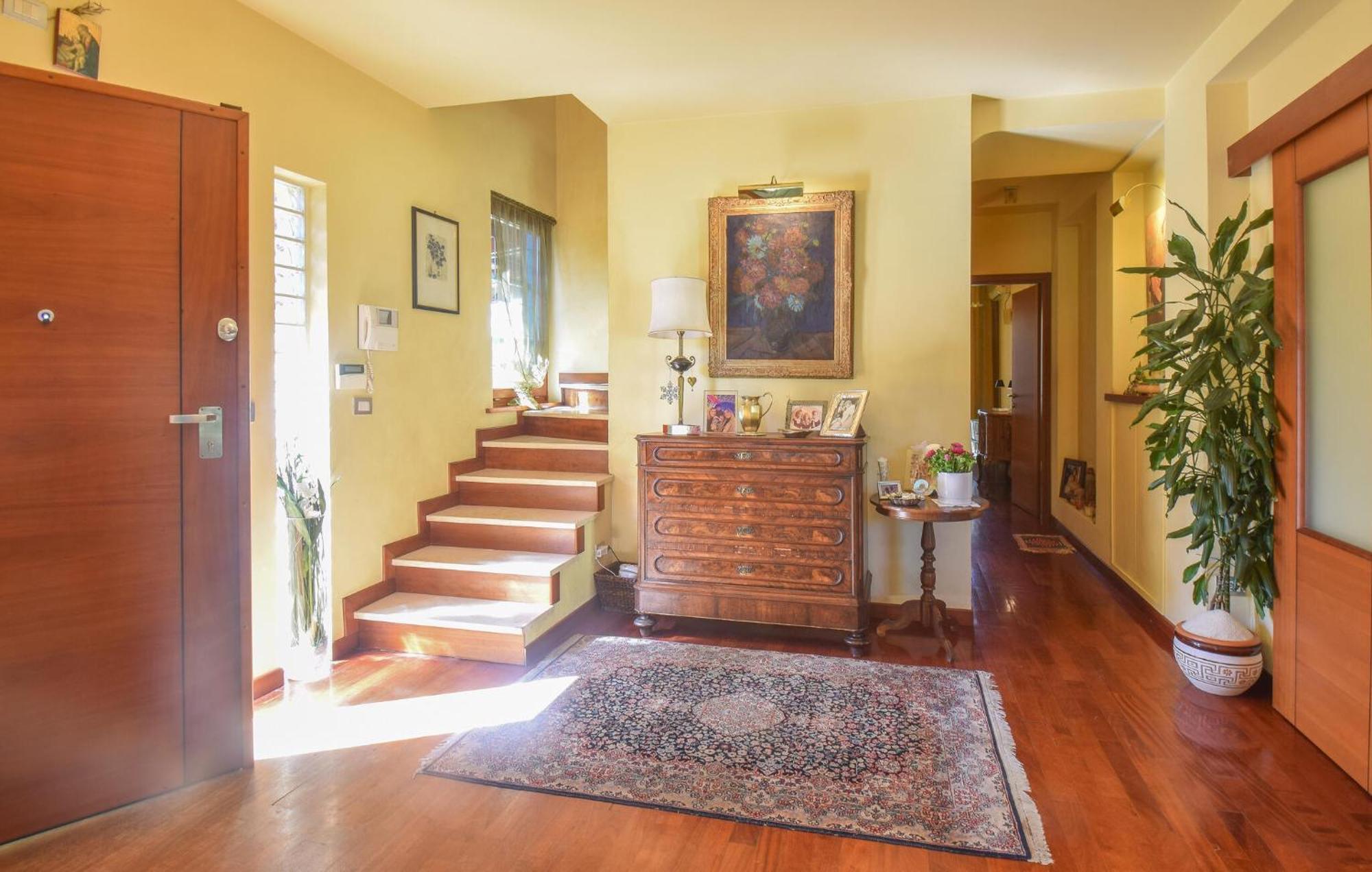 Casa de férias 6 Bedroom Awesome In Roma