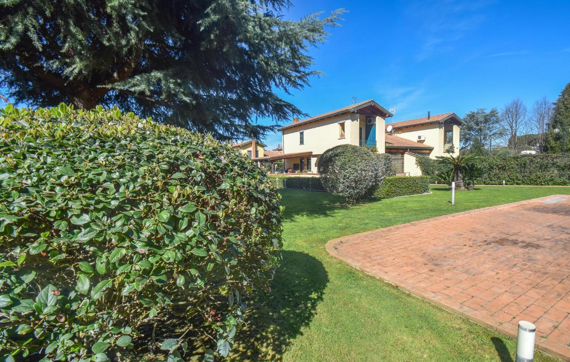 6 Bedroom Awesome In Casa de férias *