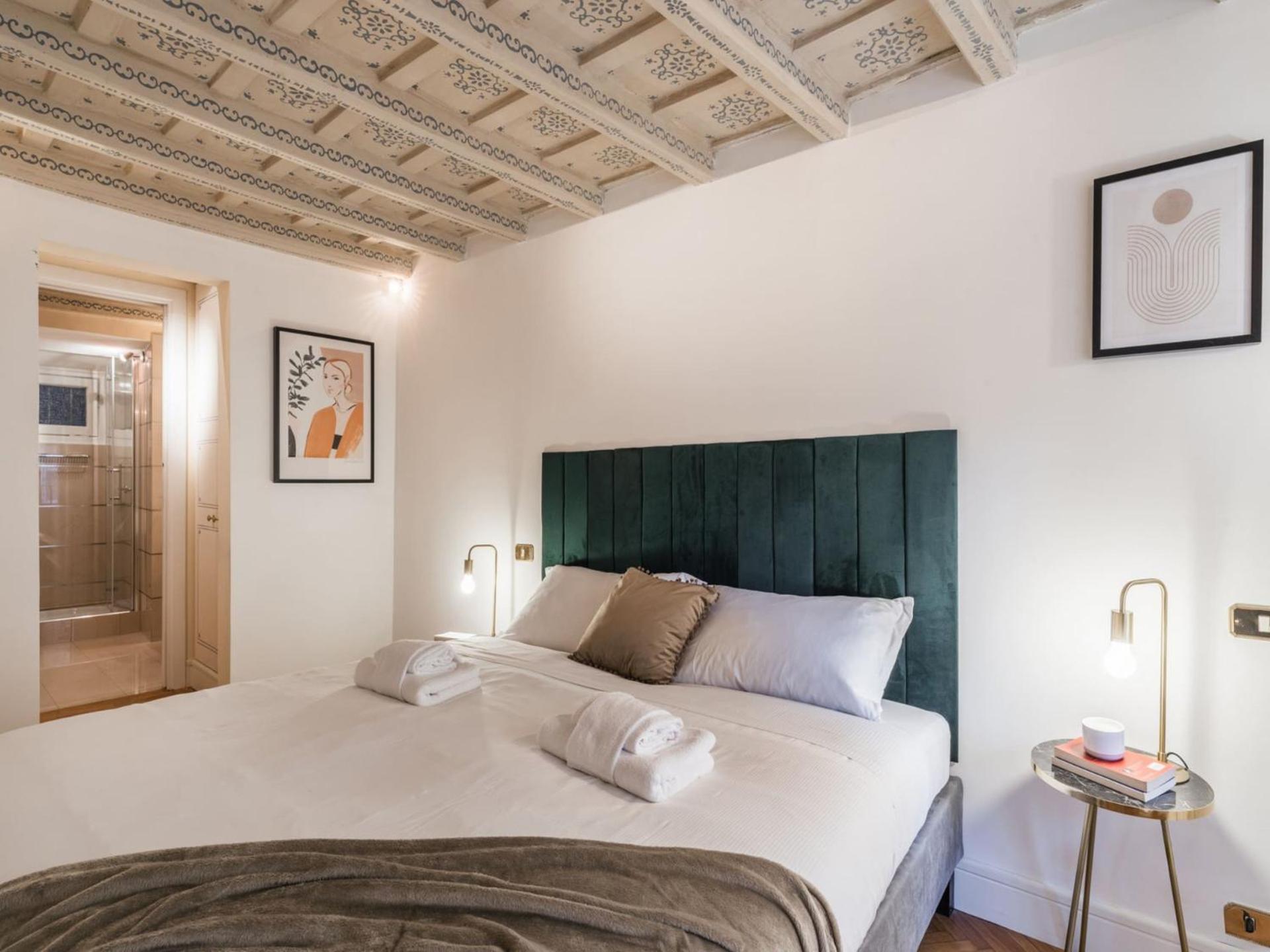 The Rent - Spacious Two-bedroom In Old Town Appartement *