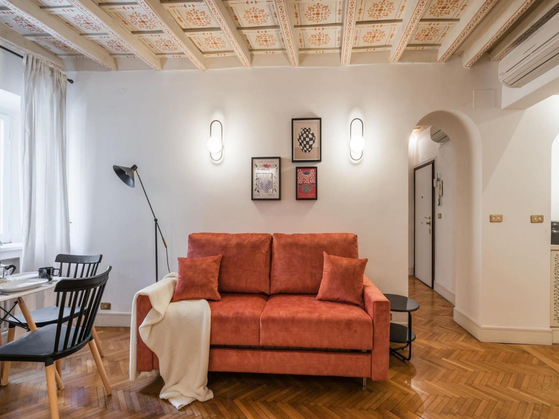 The Rent - Spacious Two-bedroom In Old Town