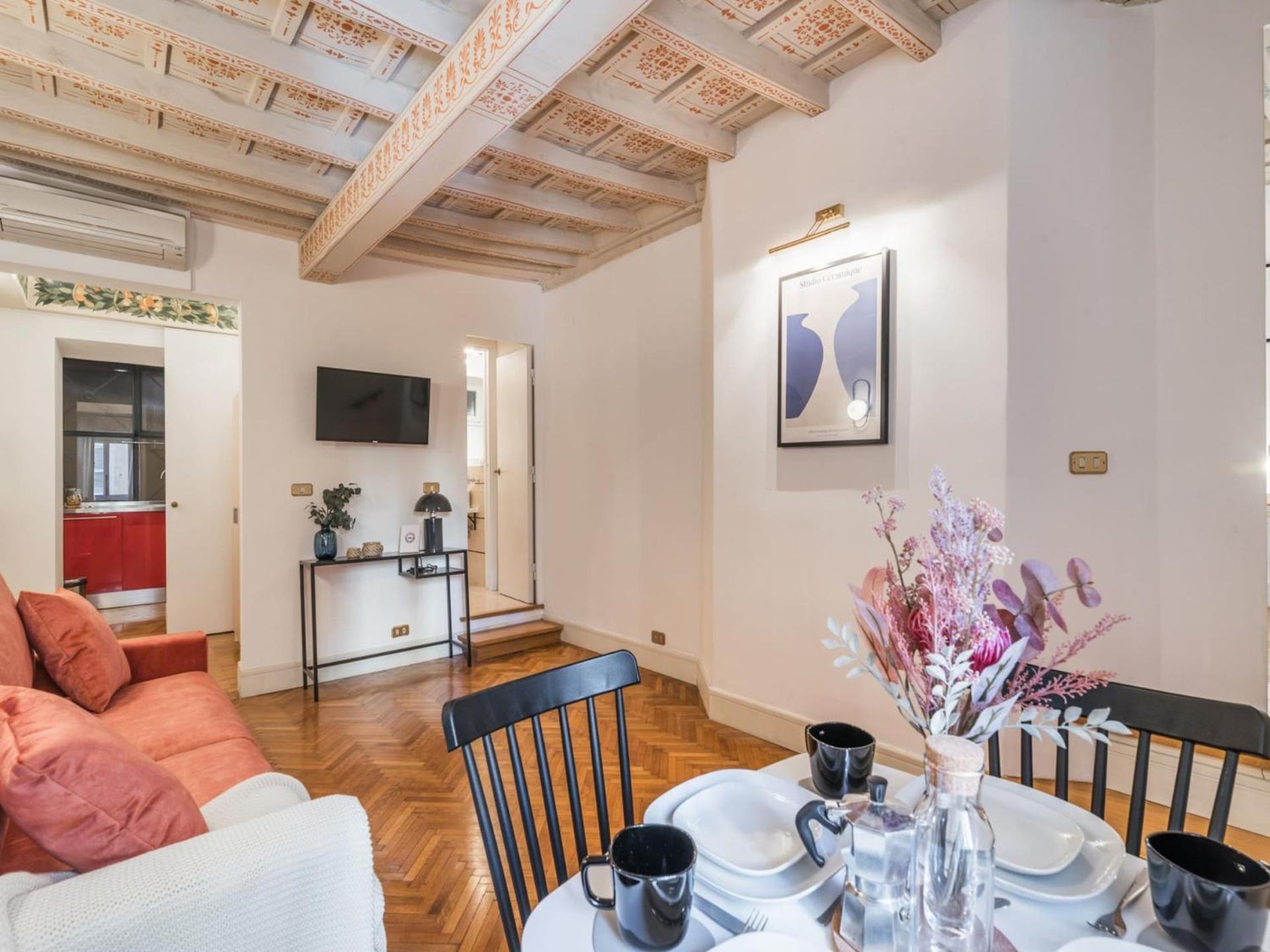 The Rent - Spacious Two-bedroom In Old Town Appartement Rome