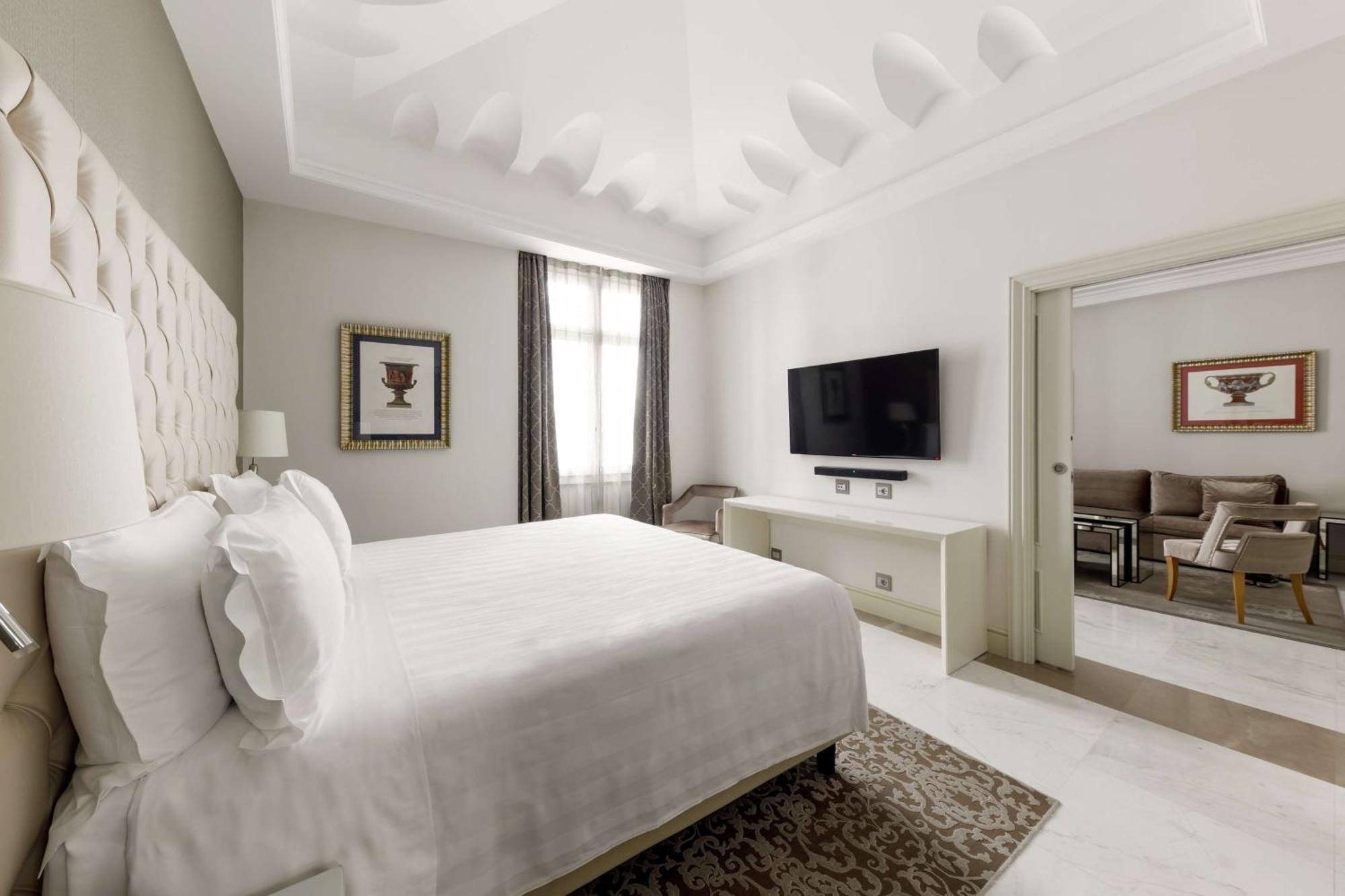 Aleph Hotel, Curio Collection By Hilton Hotel